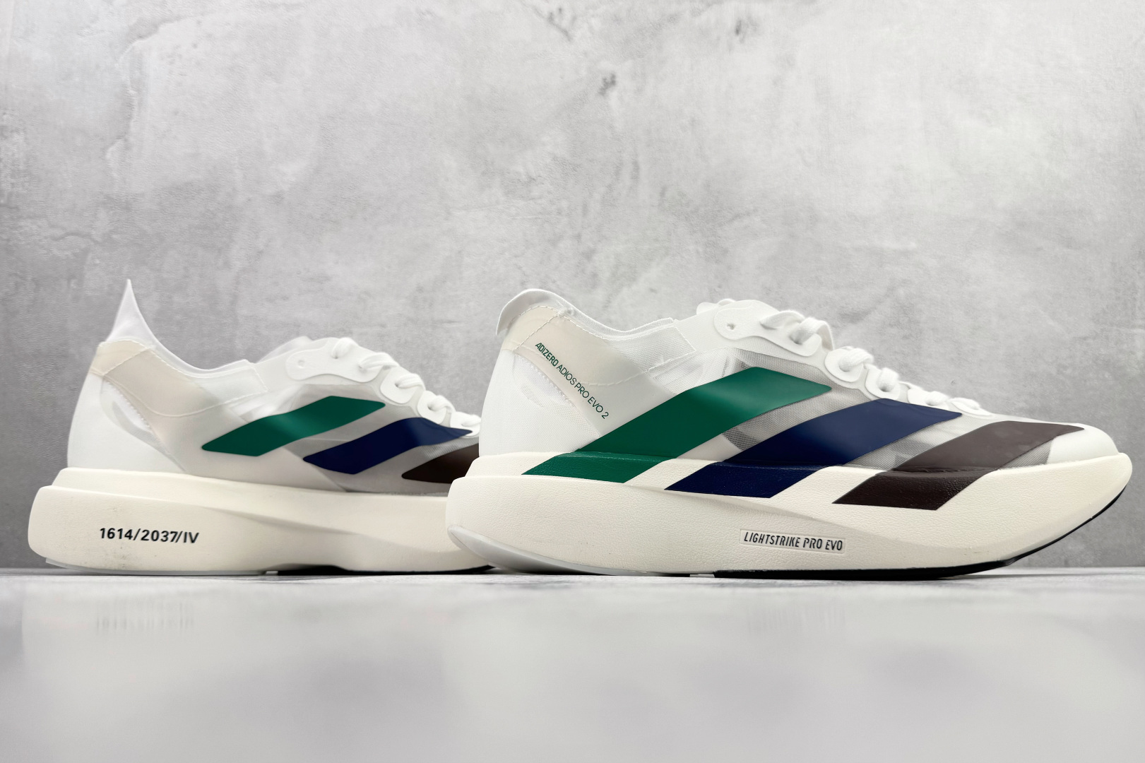 210 平台订单 adidas Adizero Adios Pro Evo 1 白色 JQ3642