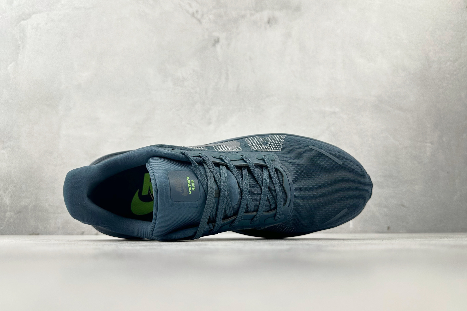 Nike Vomero Vomero Premium 黑绿 HQ2050-611