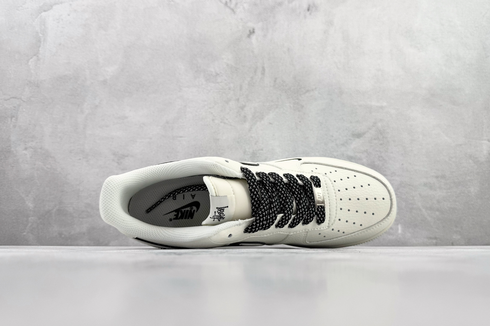 Nike Air Force 1'07 WB 白黑 CS5288-046-High Quatity Cheap Brand wholesale wholesaler seller Clothes Bags handbags Sneakers Top Fashion Clothing Shoes from China Factory Chinese suppliers best Quality Beautiful Price Nike Air Force 1'07 WB 白黑 CS5288-046