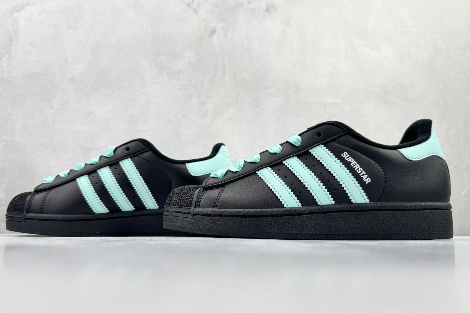 150 平台专供 adidas originals Superstar 2 黑浅绿 JH9977-Chinese UA Cheap High Quatity Brand Clothes Bags handbags Sneakers wholesale wholesaler seller from China Factory suppliers Fashion Clothing Shoes best Quality Beautiful Price 150 平台专供 adidas originals Superstar 2 黑浅绿 JH9977