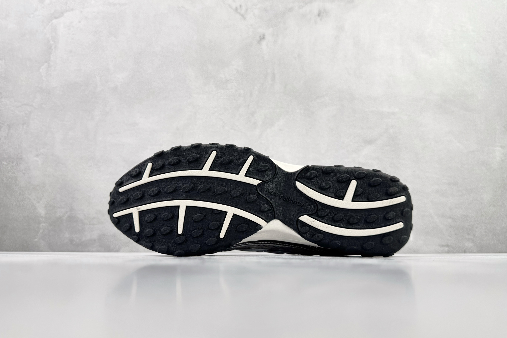 200 纯原出品 KITH x New Balance 204L 灰银色 U204L1KP