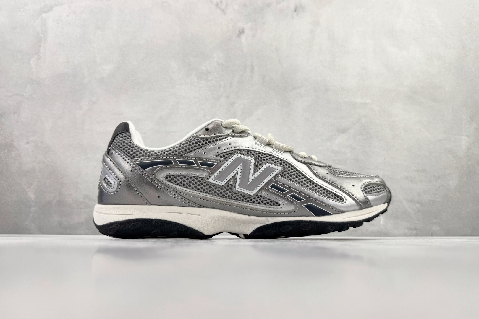 200 纯原出品 KITH x New Balance 204L 灰银色 U204L1KP