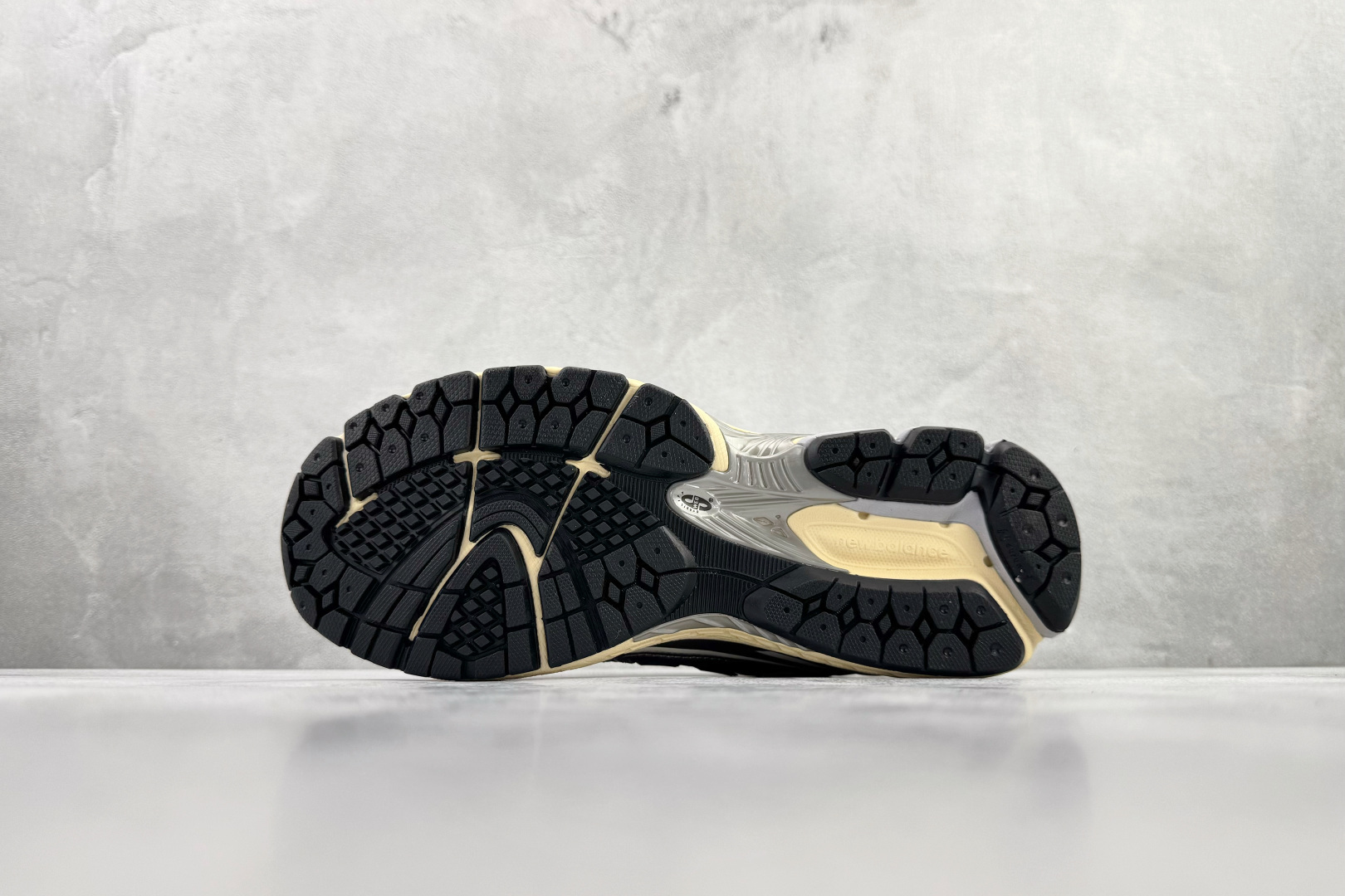 200 纯原出品 New Balance NB 1906R 蓝银色 U1906RCK-Chinese UA Cheap High Quatity Brand Clothes Bags handbags Sneakers wholesale wholesaler seller from China Factory suppliers Fashion Clothing Shoes best Quality Beautiful Price 200 纯原出品 New Balance NB 1906R 蓝银色 U1906RCK