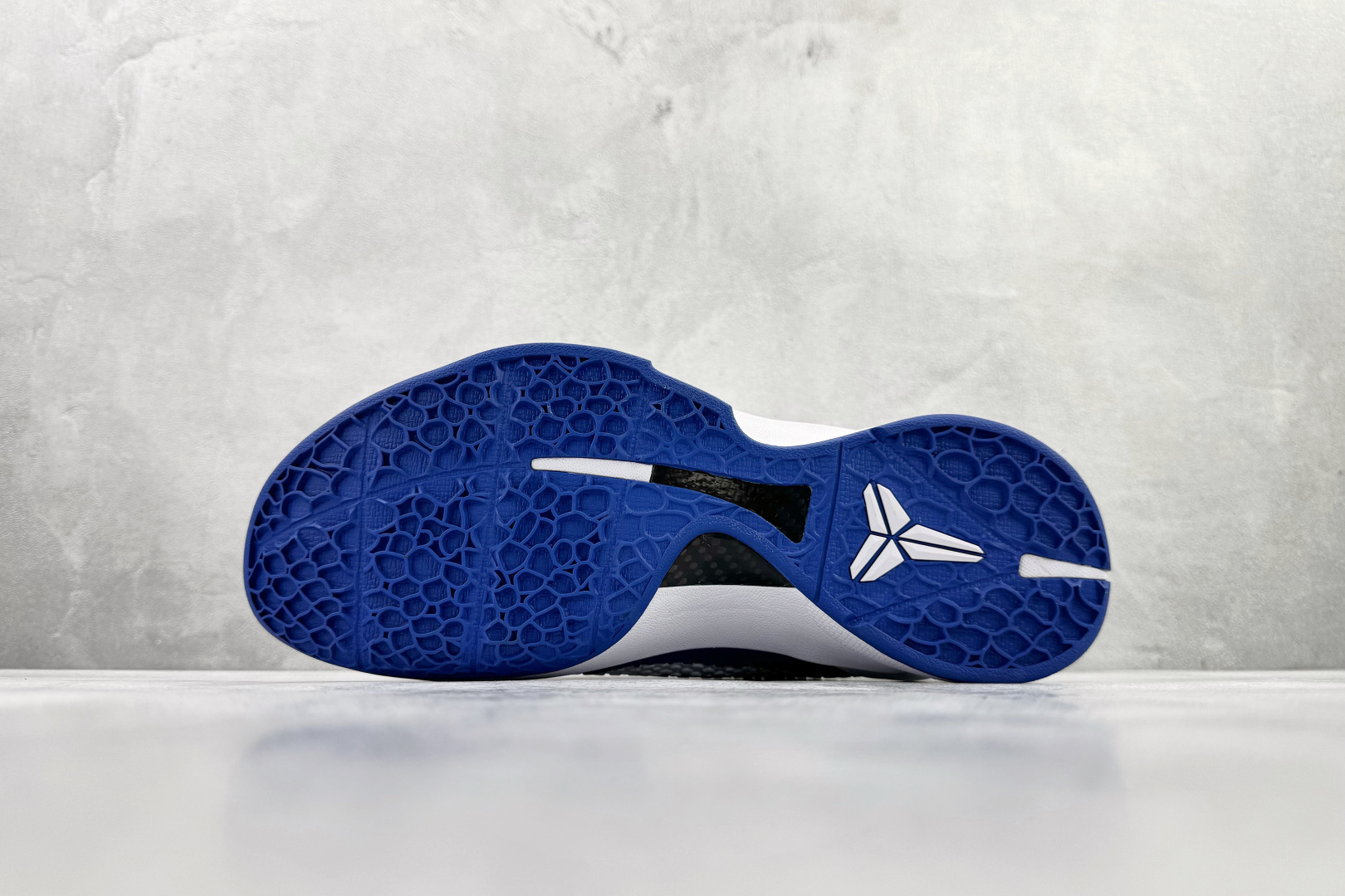 Nike Zoom Kobe 6 Protro 蓝白 CW2190-400