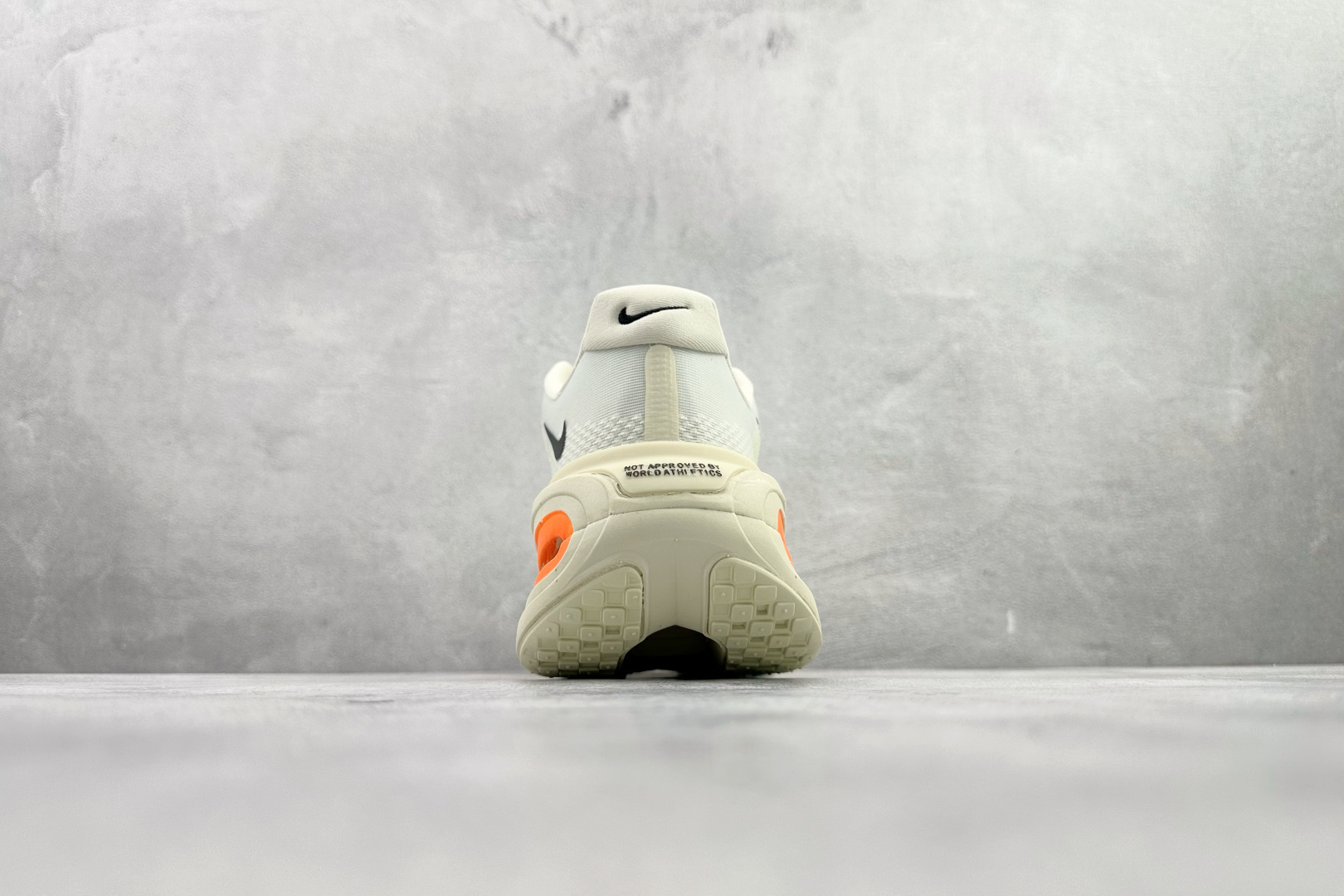 Nike Vomero Vomero Premium 白橙 HQ2050-100