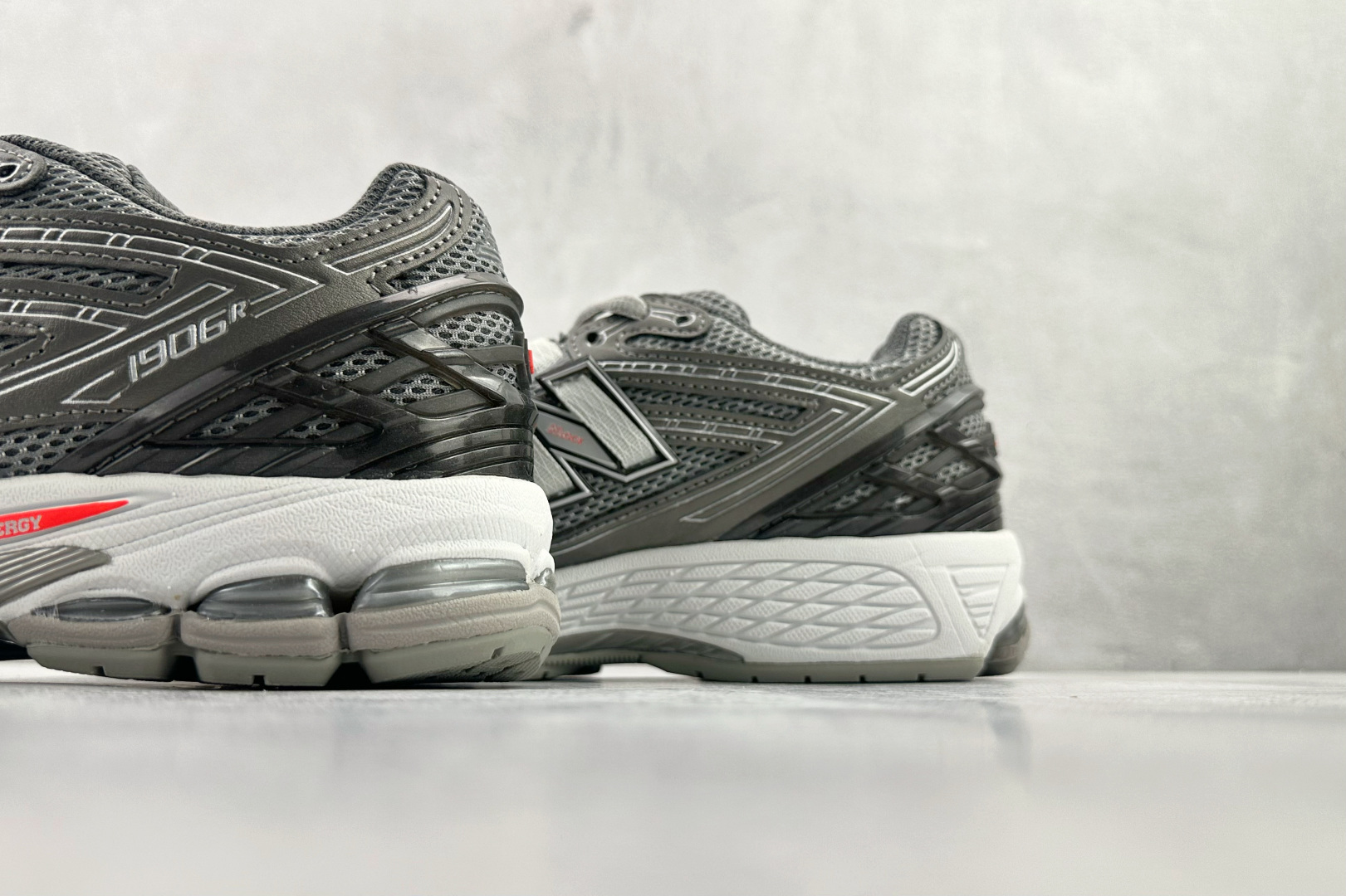 200 纯原出品 New Balance NB 1906R 灰色 U1906RCO