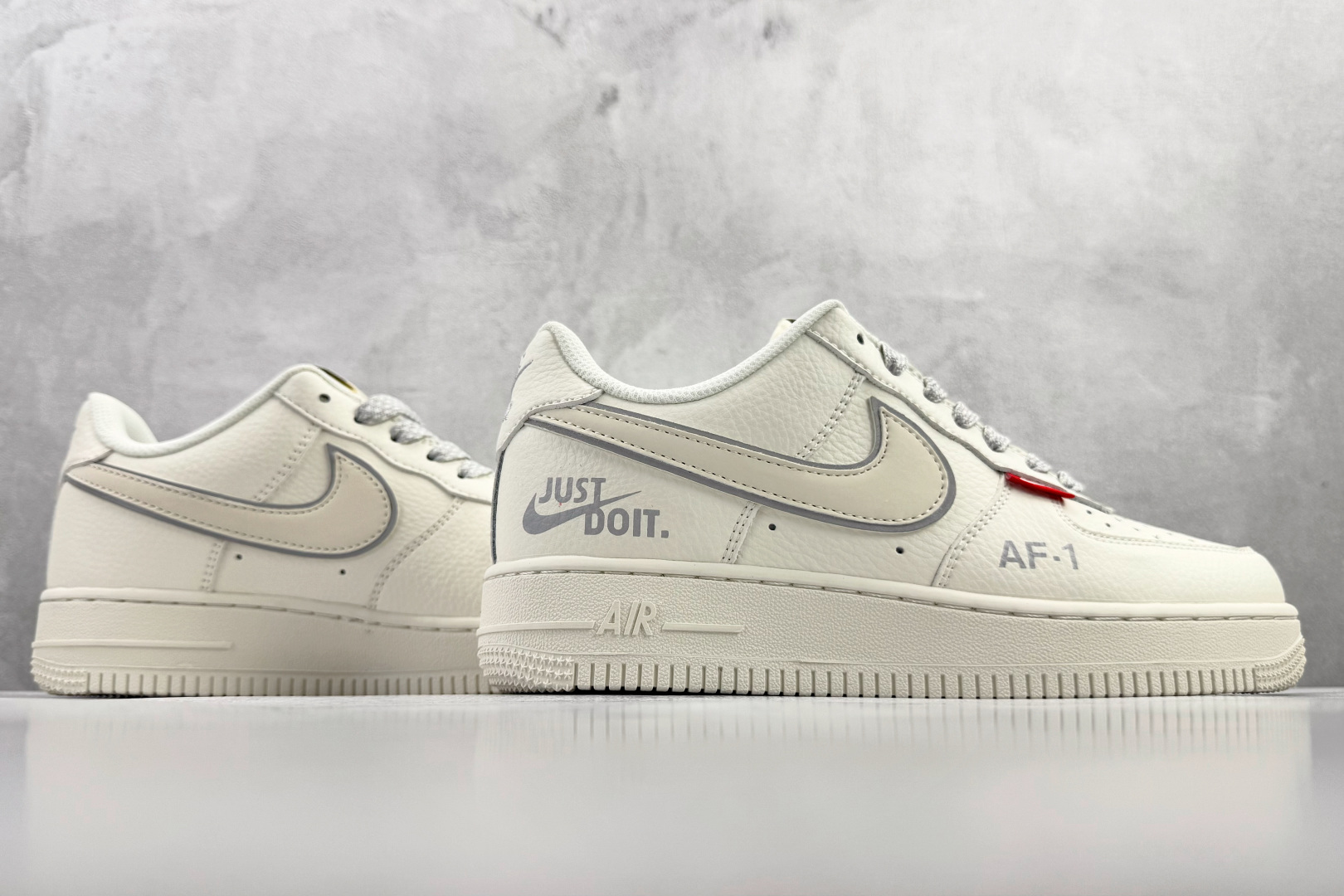 Nike Air Force 1'07 WB JUST DOIT 米色 CS5288-043