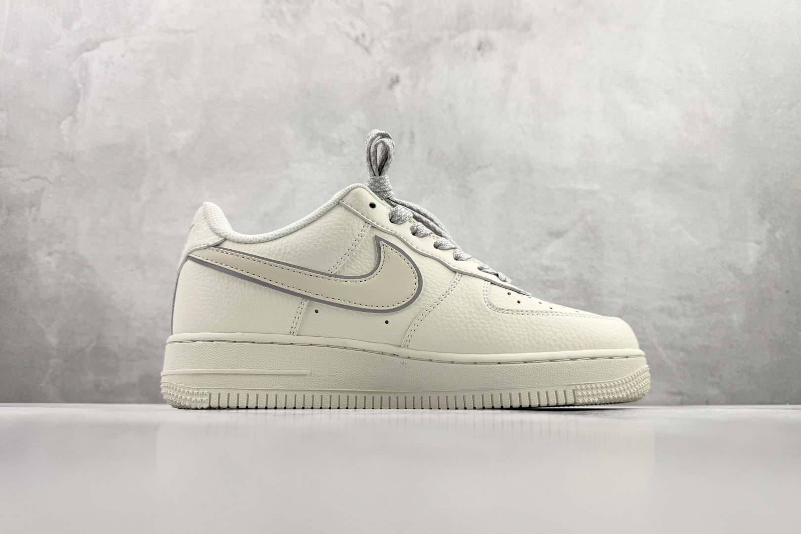 Nike Air Force 1'07 WB JUST DOIT 米色 CS5288-043