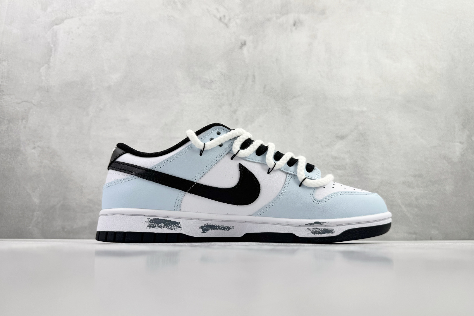 定制球鞋 Nike Dunk LOW 闹钟响了 蓝白黑 DD1391-100