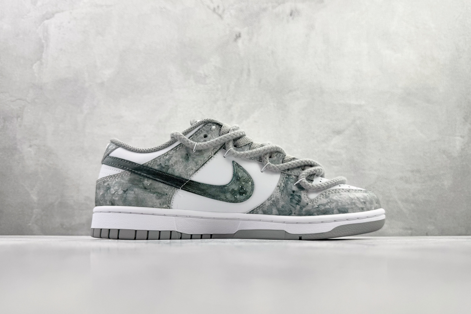 定制球鞋 Nike Dunk LOW RETRO 凝灰纪元 灰白 HF5441-105
