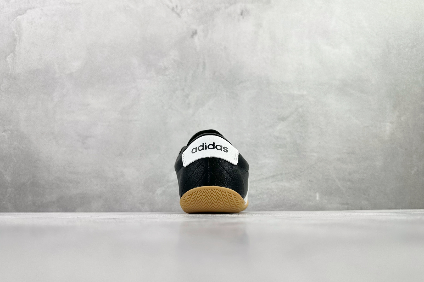 160 出口订单 adidas GRAND COURT 黑色 JQ9684