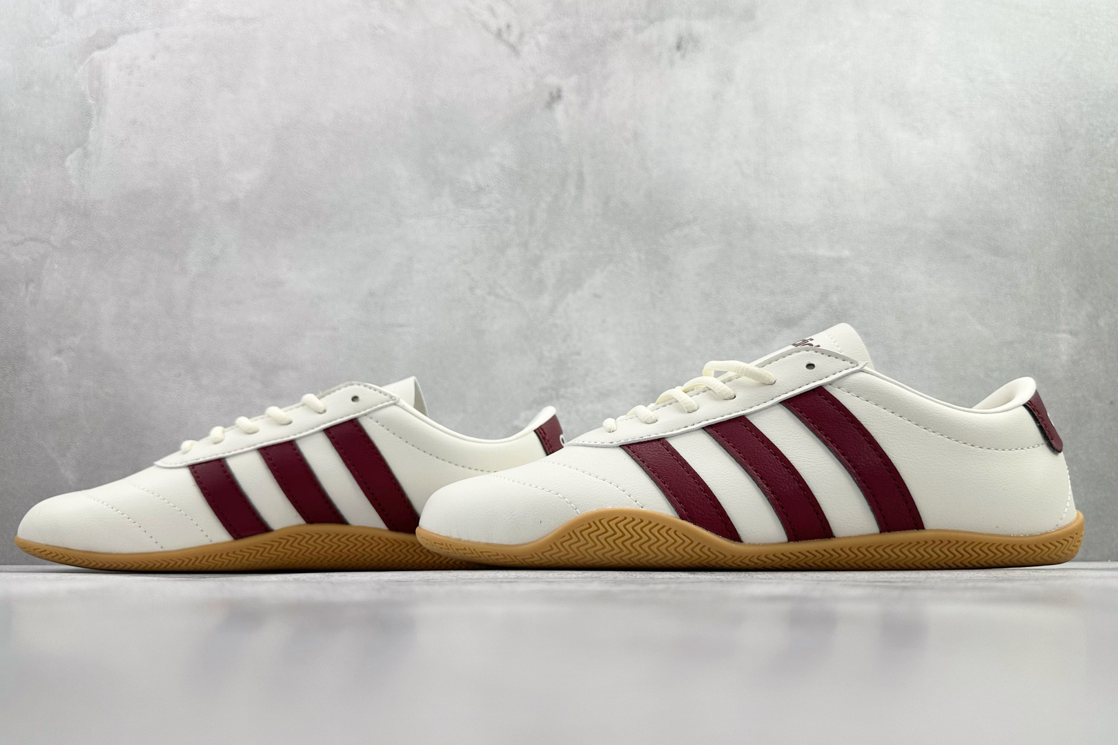 160 出口订单 adidas GRAND COURT白色 JQ9687