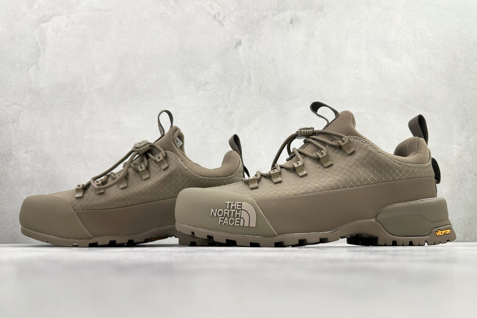 240 东南亚订单 北面THE NORTH FACE 棕色 NF0A817BC89-Chinese UA Cheap High Quatity Brand Clothes Bags handbags Sneakers wholesale wholesaler seller from China Factory suppliers Fashion Clothing Shoes best Quality Beautiful Price 240 东南亚订单 北面THE NORTH FACE 棕色 NF0A817BC89