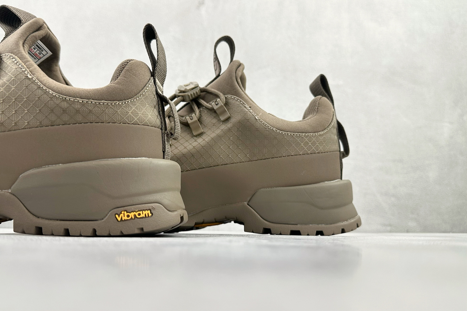 240 东南亚订单 北面THE NORTH FACE 棕色 NF0A817BC89-Chinese UA Cheap High Quatity Brand Clothes Bags handbags Sneakers wholesale wholesaler seller from China Factory suppliers Fashion Clothing Shoes best Quality Beautiful Price 240 东南亚订单 北面THE NORTH FACE 棕色 NF0A817BC89