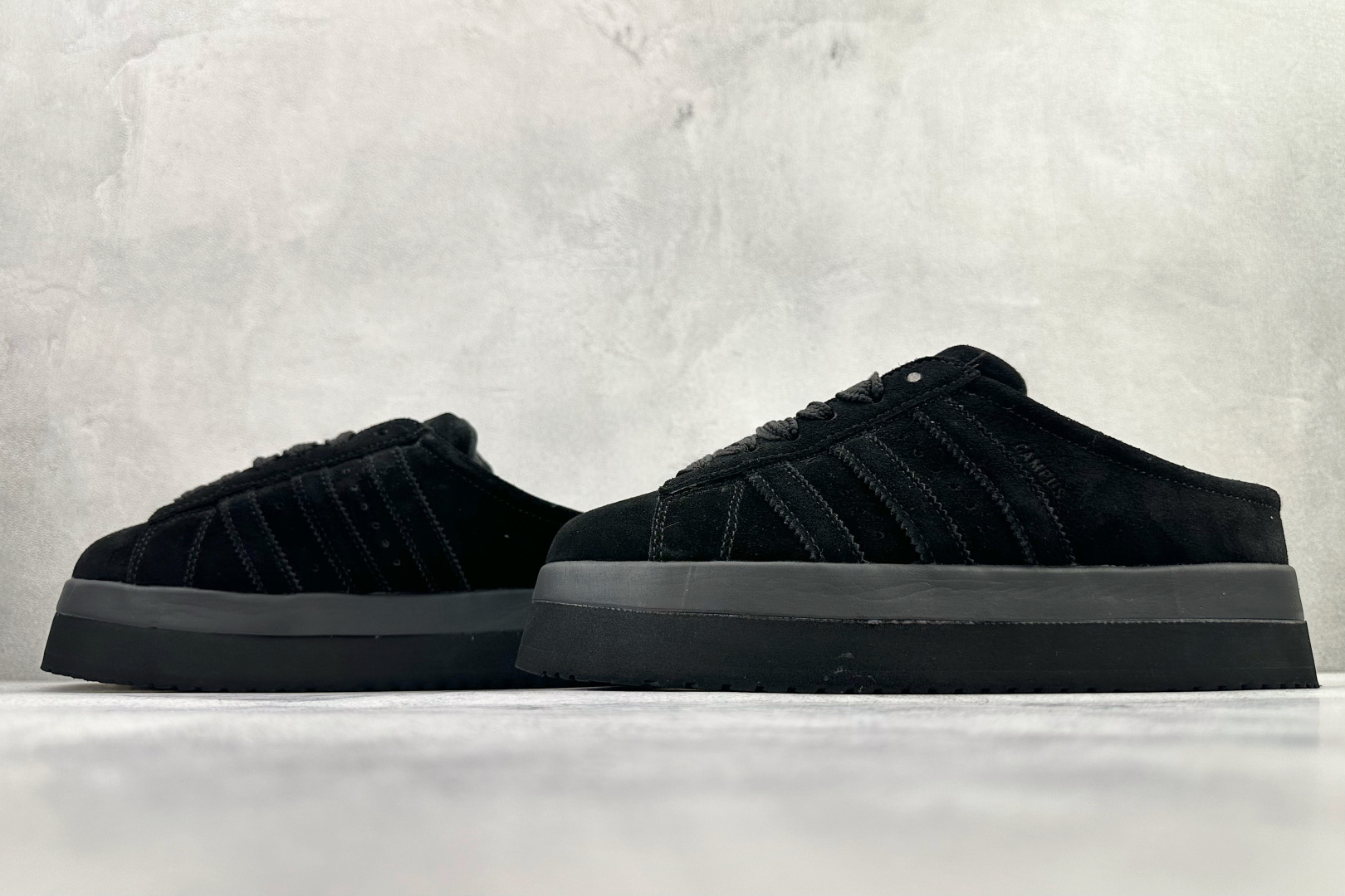 adidas originals CAMPUS 00s 黑色 JR3733-High Quatity Cheap Brand wholesale wholesaler seller Clothes Bags handbags Sneakers Top Fashion Clothing Shoes from China Factory Chinese suppliers best Quality Beautiful Price adidas originals CAMPUS 00s 黑色 JR3733