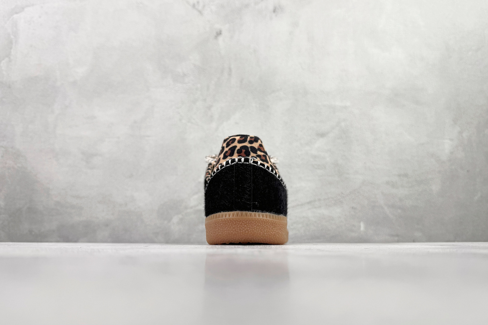 160 出口订单 adidas originals SAMBA LT 黑棕 KJ6590-Chinese UA Cheap High Quatity Brand Clothes Bags handbags Sneakers wholesale wholesaler seller from China Factory suppliers Fashion Clothing Shoes best Quality Beautiful Price 160 出口订单 adidas originals SAMBA LT 黑棕 KJ6590