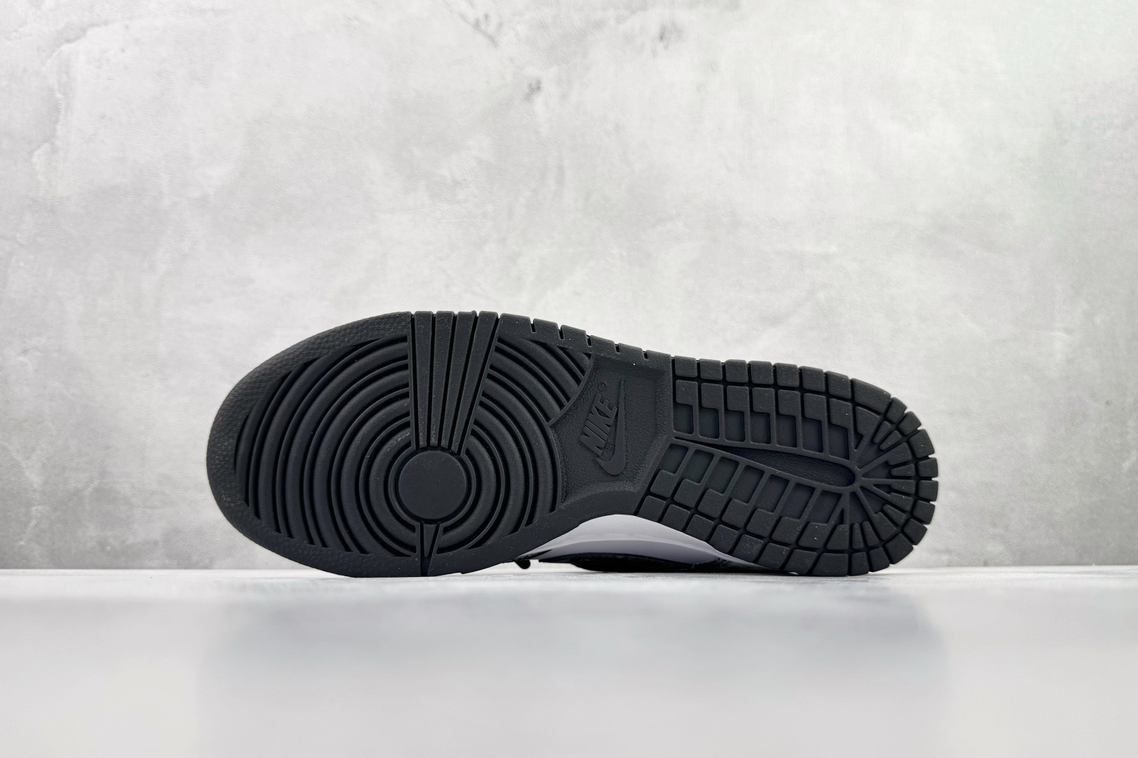 定制球鞋 Nike Dunk LOW RETRO 淘金热 黑白金 HF5441-100