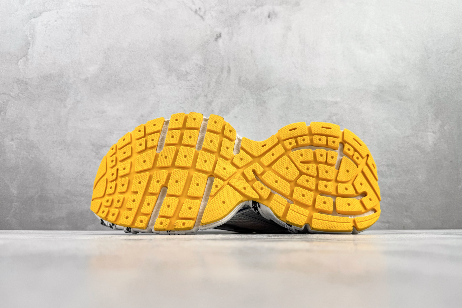 480 代购版 Balenciaga巴黎世家 3XL PU 黄白蓝银 825597 W3XHL 9471