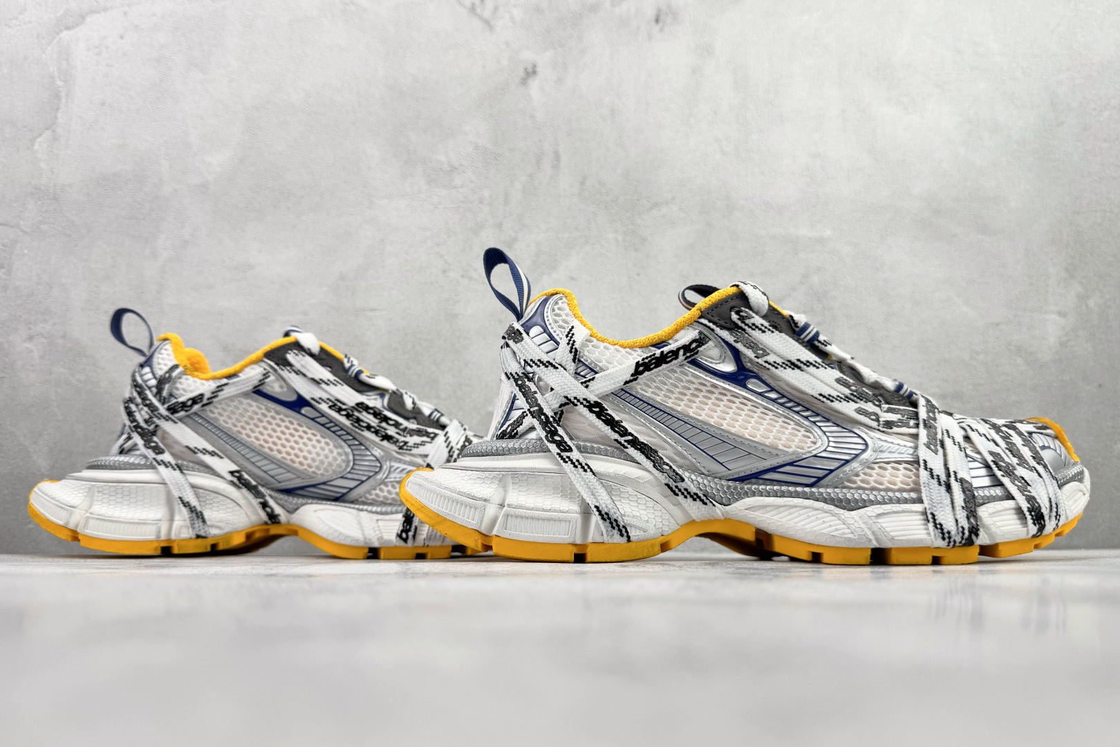 480 代购版 Balenciaga巴黎世家 3XL PU 黄白蓝银 825597 W3XHL 9471