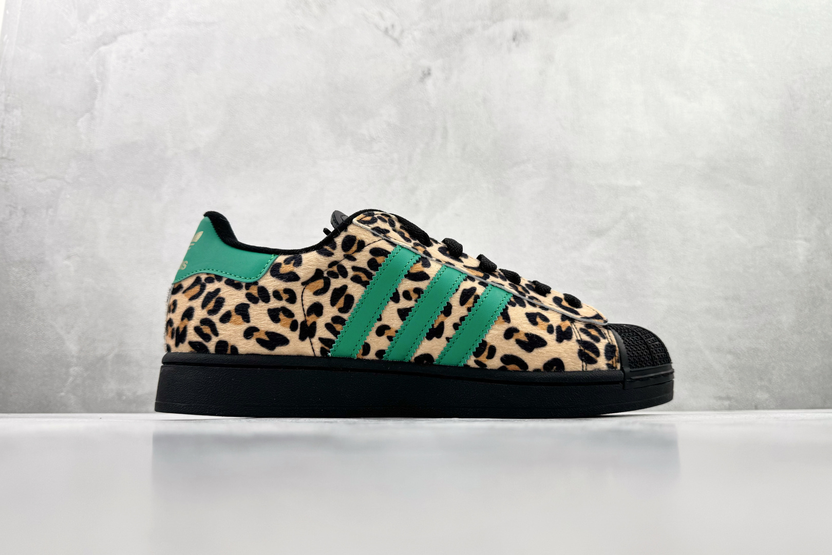 170 平台订单 adidas originals SUPERSTAR Leopard 黑绿色 JP8165