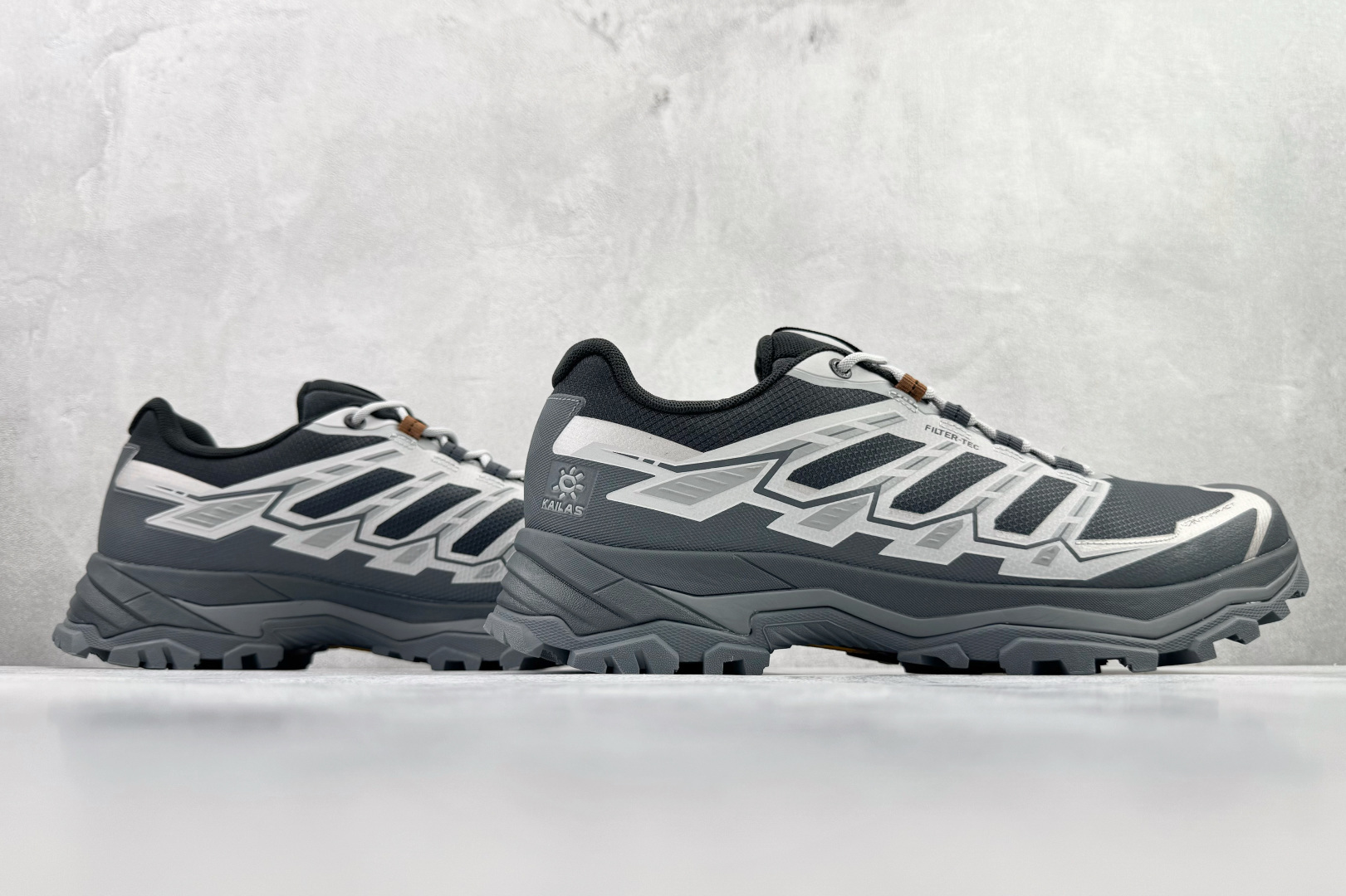 广版 凯乐石KAILAS 远征5 FLT 乌灰货号：KS尺码：39 40 40.5 41 42 42.5