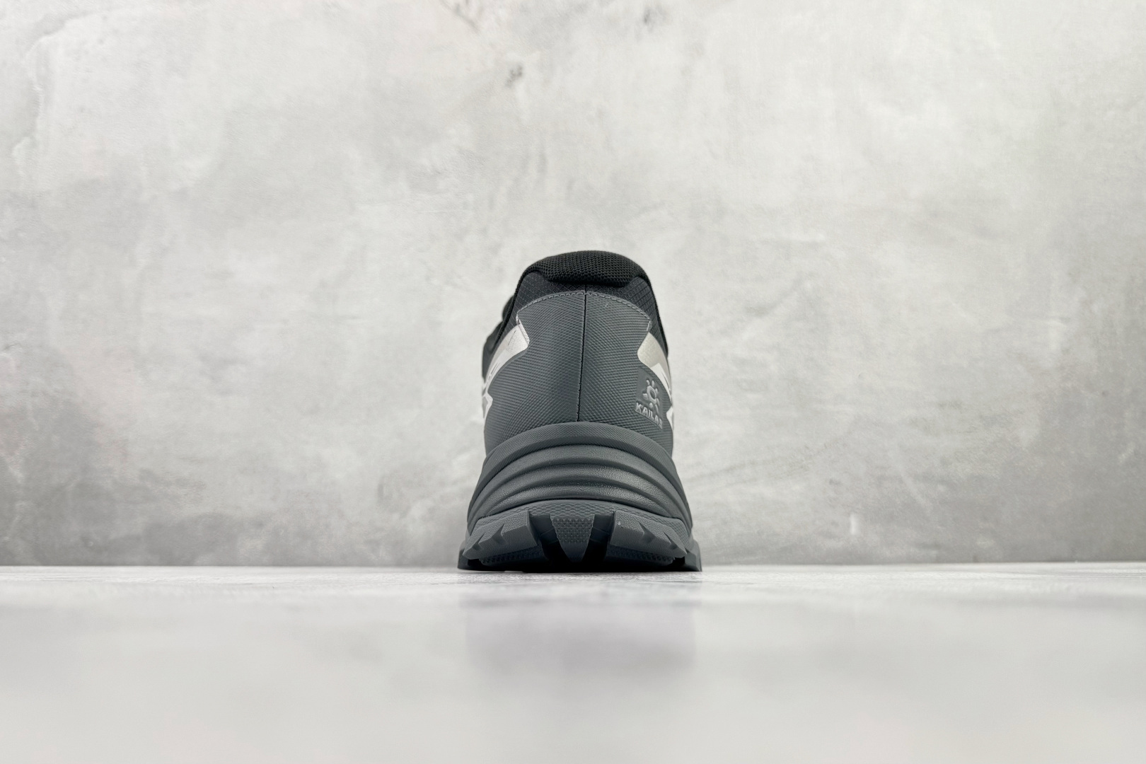 广版 凯乐石KAILAS 远征5 FLT 乌灰货号：KS尺码：39 40 40.5 41 42 42.5