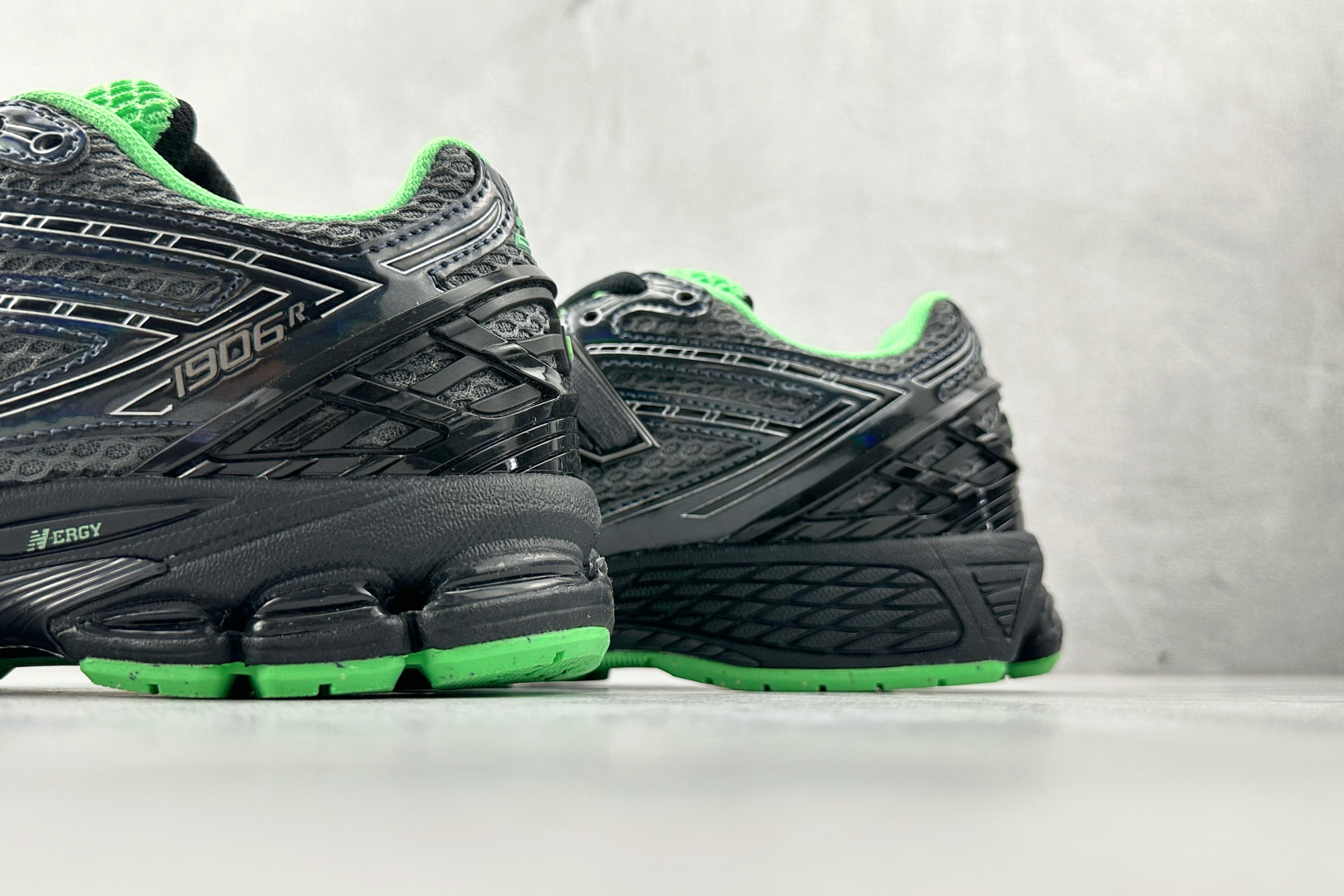 200 纯原出品 New Balance NB 1906R 黑绿 U1906RCT