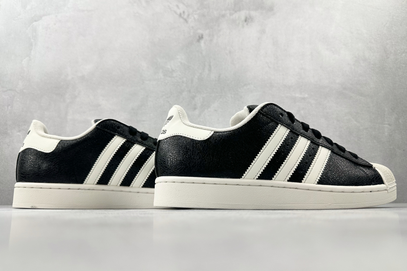 150 平台专供 adidas originals Superstar 2 黑色 JS4014
