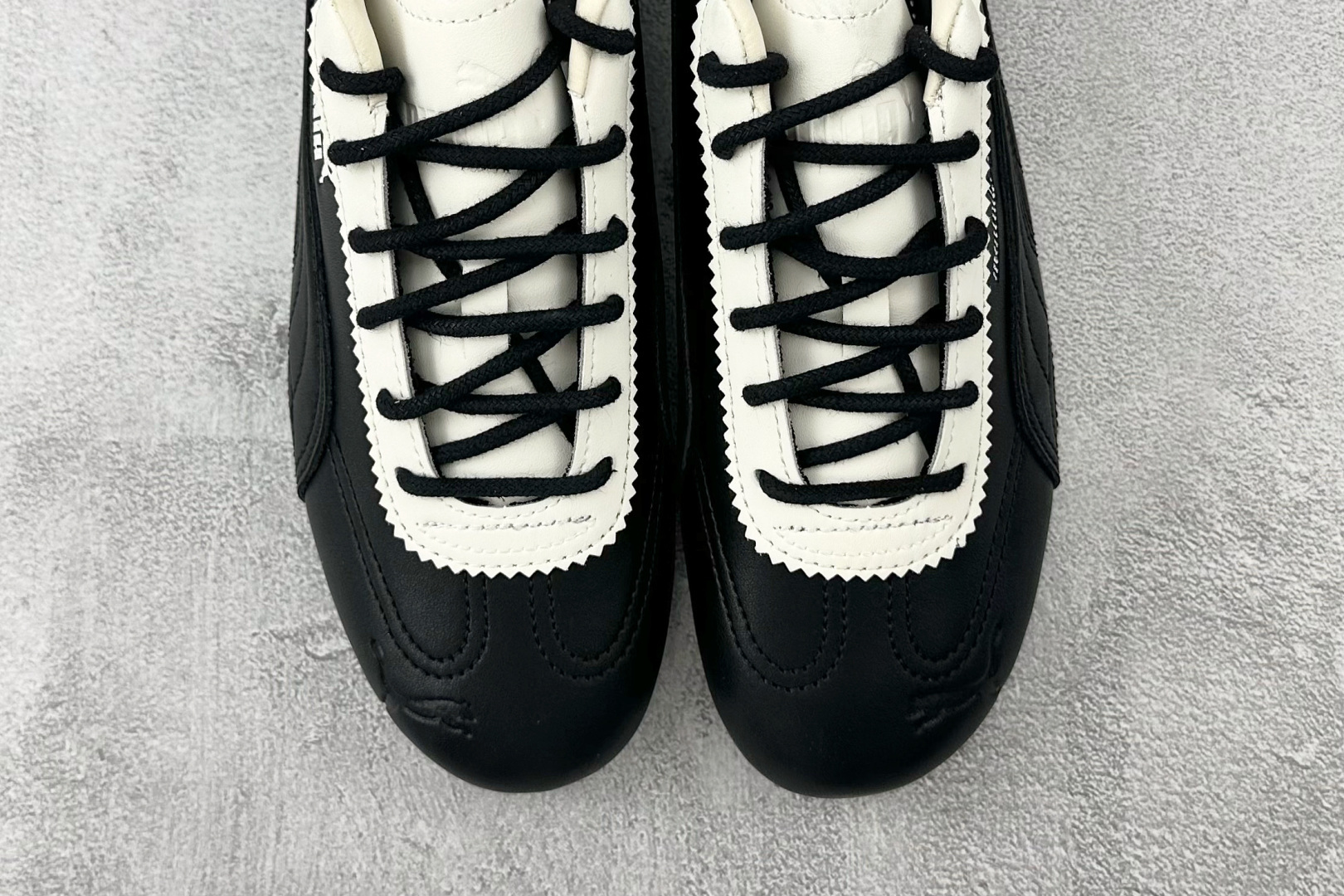 PUMA 赛车鞋 Noafterno x PUMA彪马 speedcat 黑白色 404267-02-Top High Quatity Cheap Sneakers Fashion Clothing Clothes Bags handbags Shoes of all Brand wholesale With The best Quality And Beautiful Price from China Factory Chinese suppliers wholesaler seller PUMA 赛车鞋 Noafterno x PUMA彪马 speedcat 黑白色 404267-02