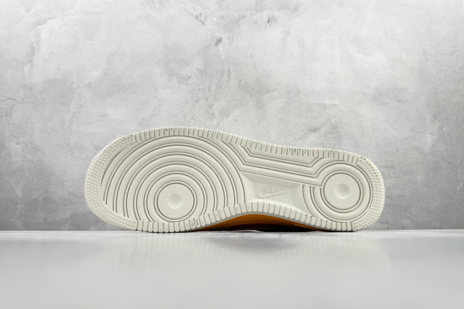 Nike Air Force 1'07 LX 橙色 SY1388-002