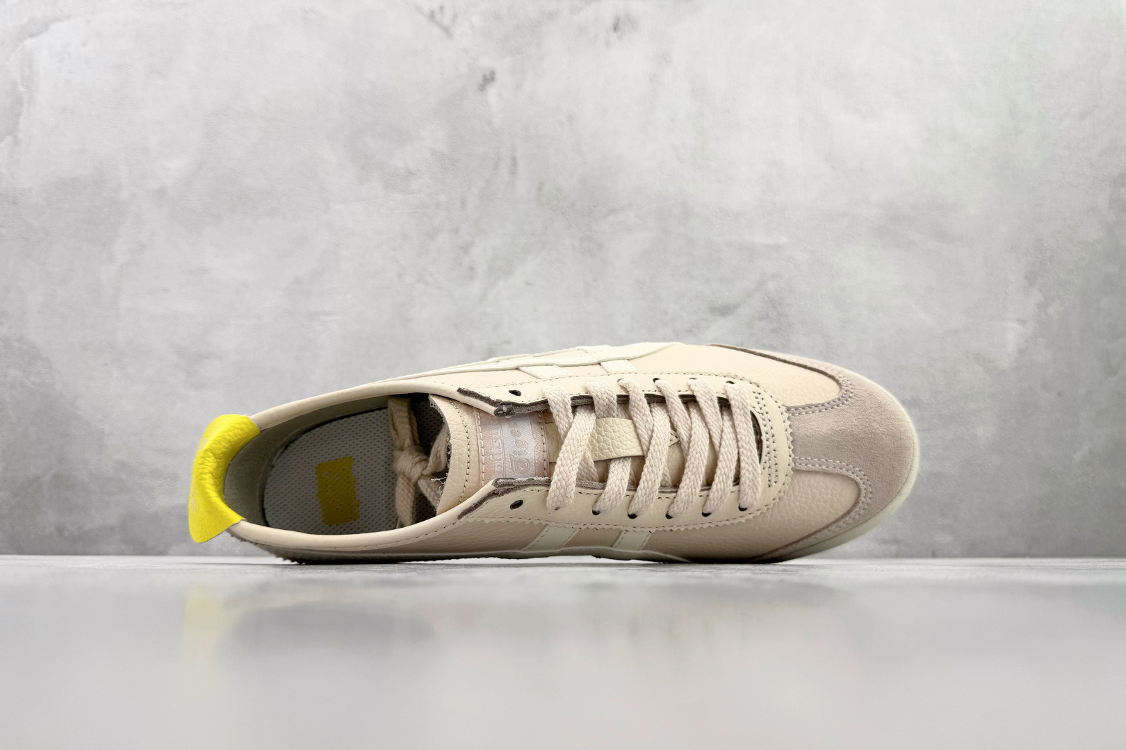 Onitsuka Tiger鬼塚虎 MEXICO 66 粉色货号：1183B771-702尺码：35 3