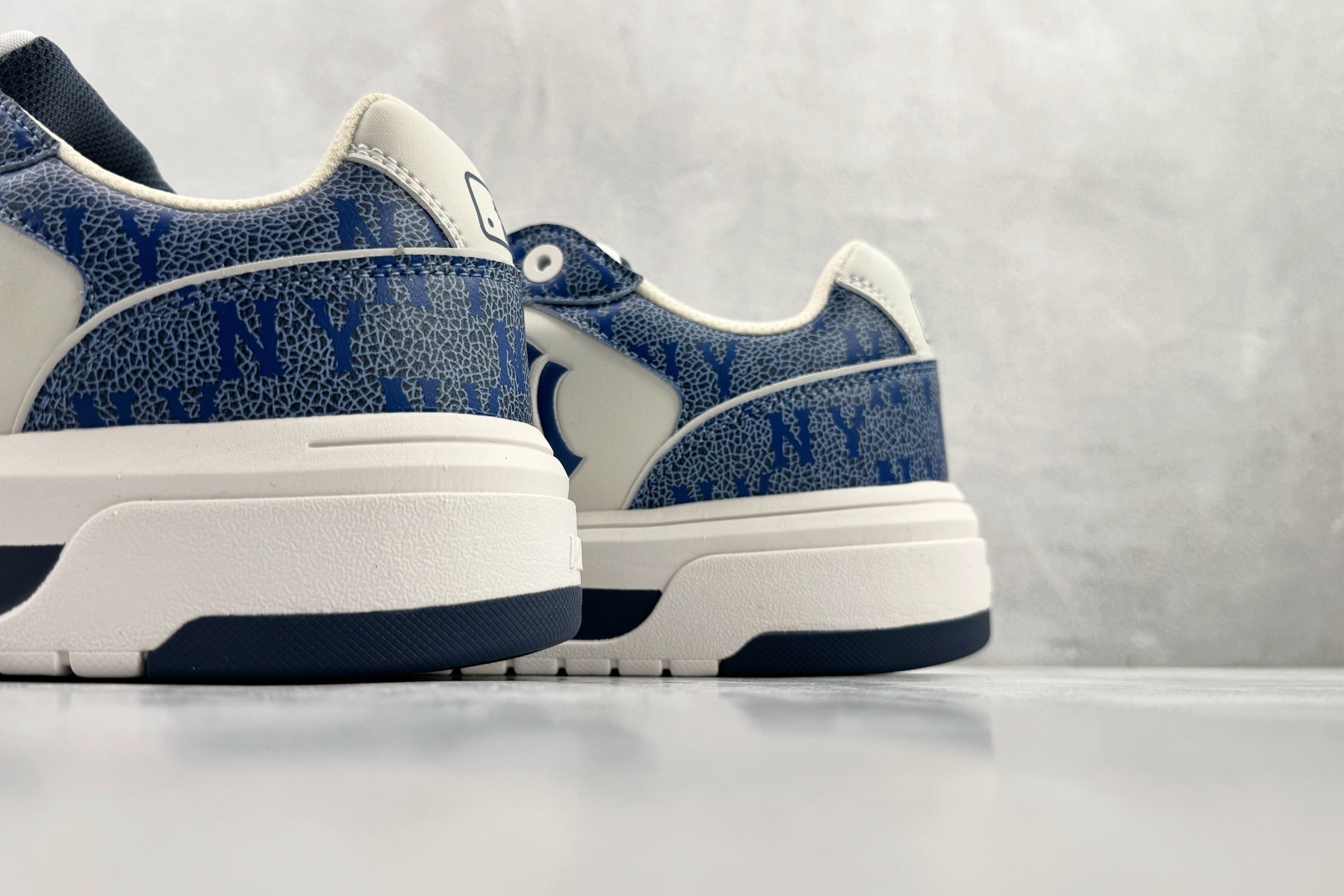 200 MLB Chunky LINER POCKET MONOGRAM 藏青色 3ASXP025N-50NYS