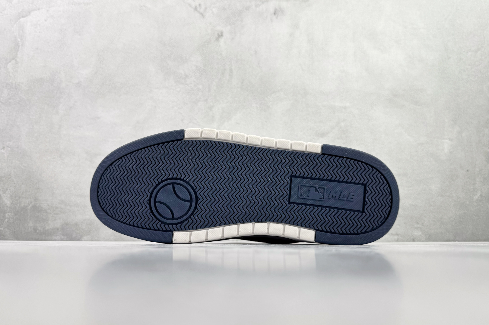 200 MLB Chunky LINER POCKET MONOGRAM 藏青色 3ASXP025N-50NYS