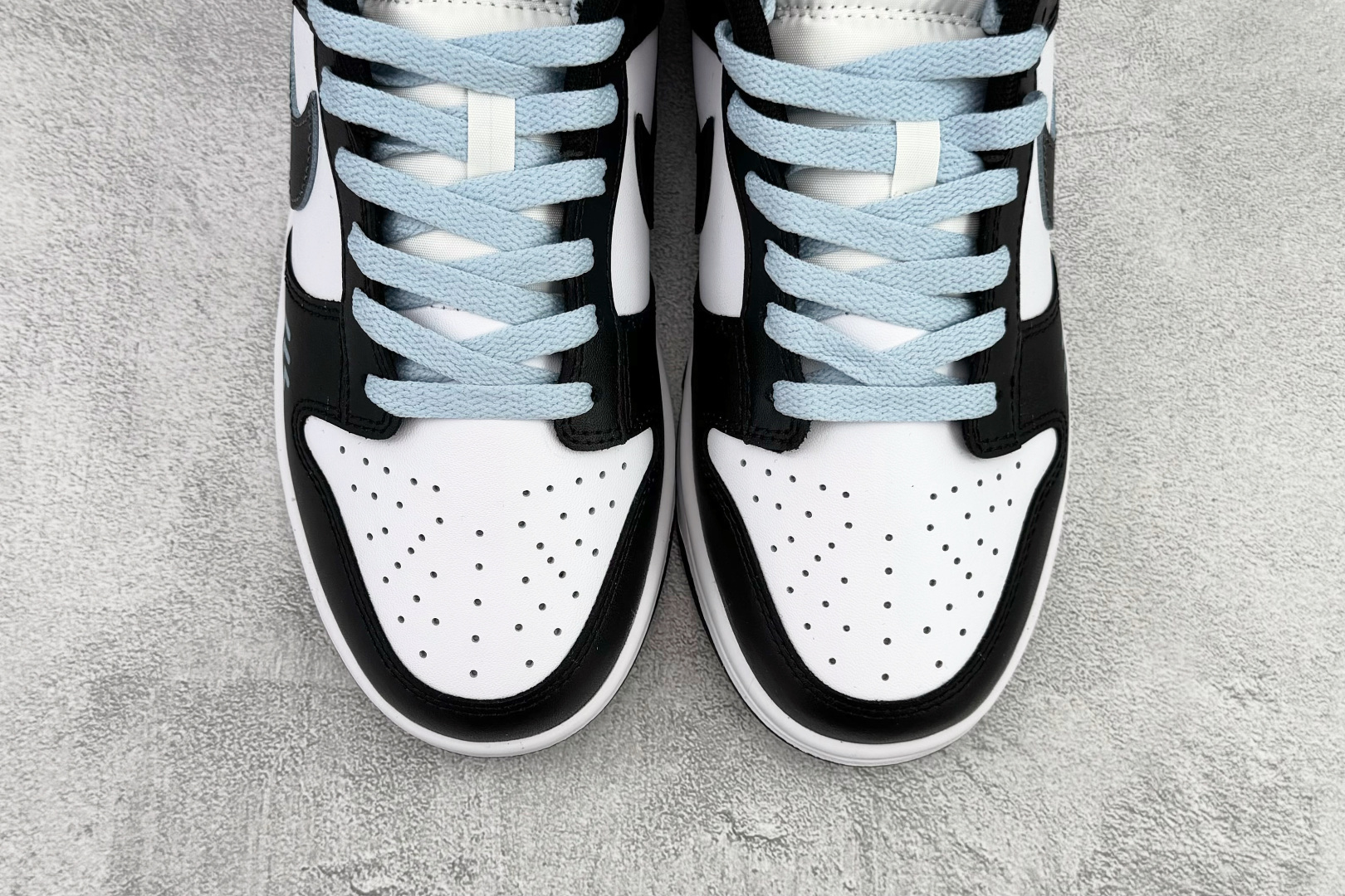 定制球鞋 Nike Dunk 渐变熊猫 黑蓝 DD1391-100