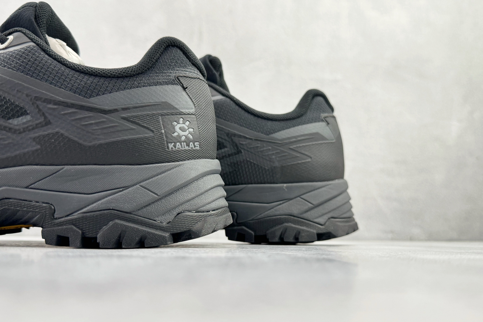 广版 凯乐石KAILAS 远征5 FLT 荒野 黑色货号：KS尺码：39 40 40.5 41 42 4