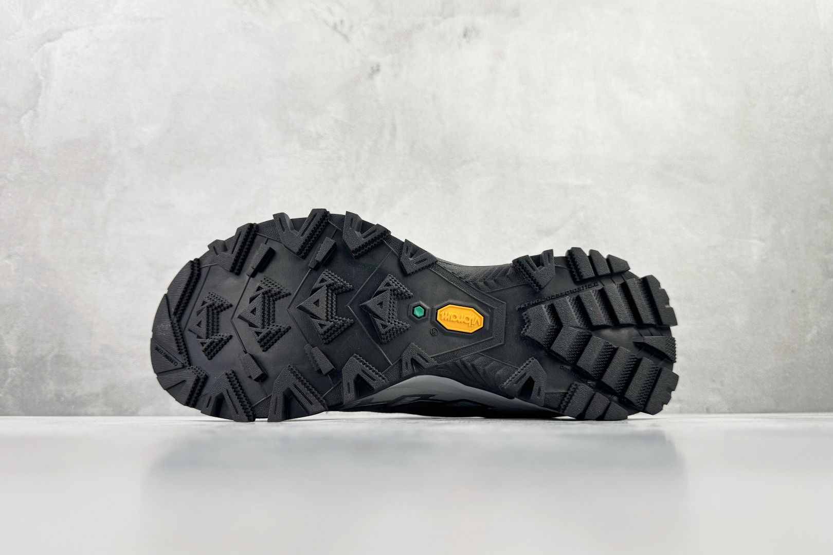 广版 凯乐石KAILAS 远征5 FLT 荒野 黑灰货号：KS尺码：39 40 40.5 41 42 4