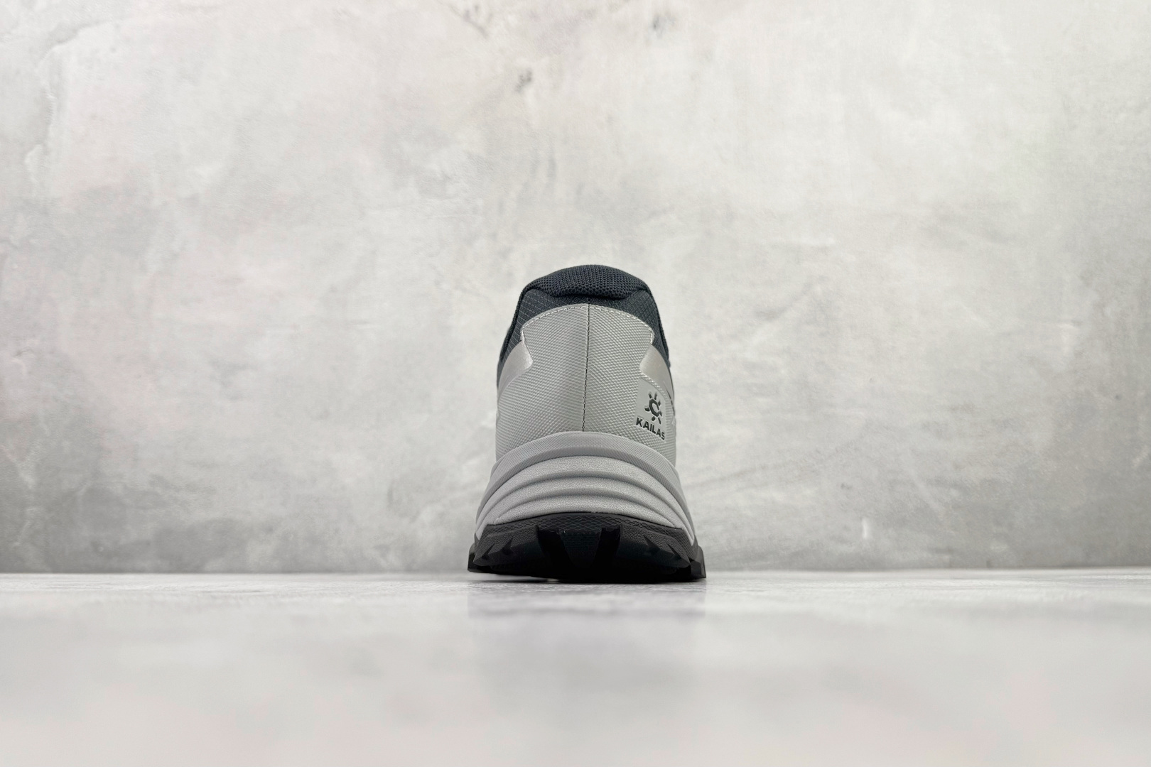 广版 凯乐石KAILAS 远征5 FLT 荒野 黑灰货号：KS尺码：39 40 40.5 41 42 4