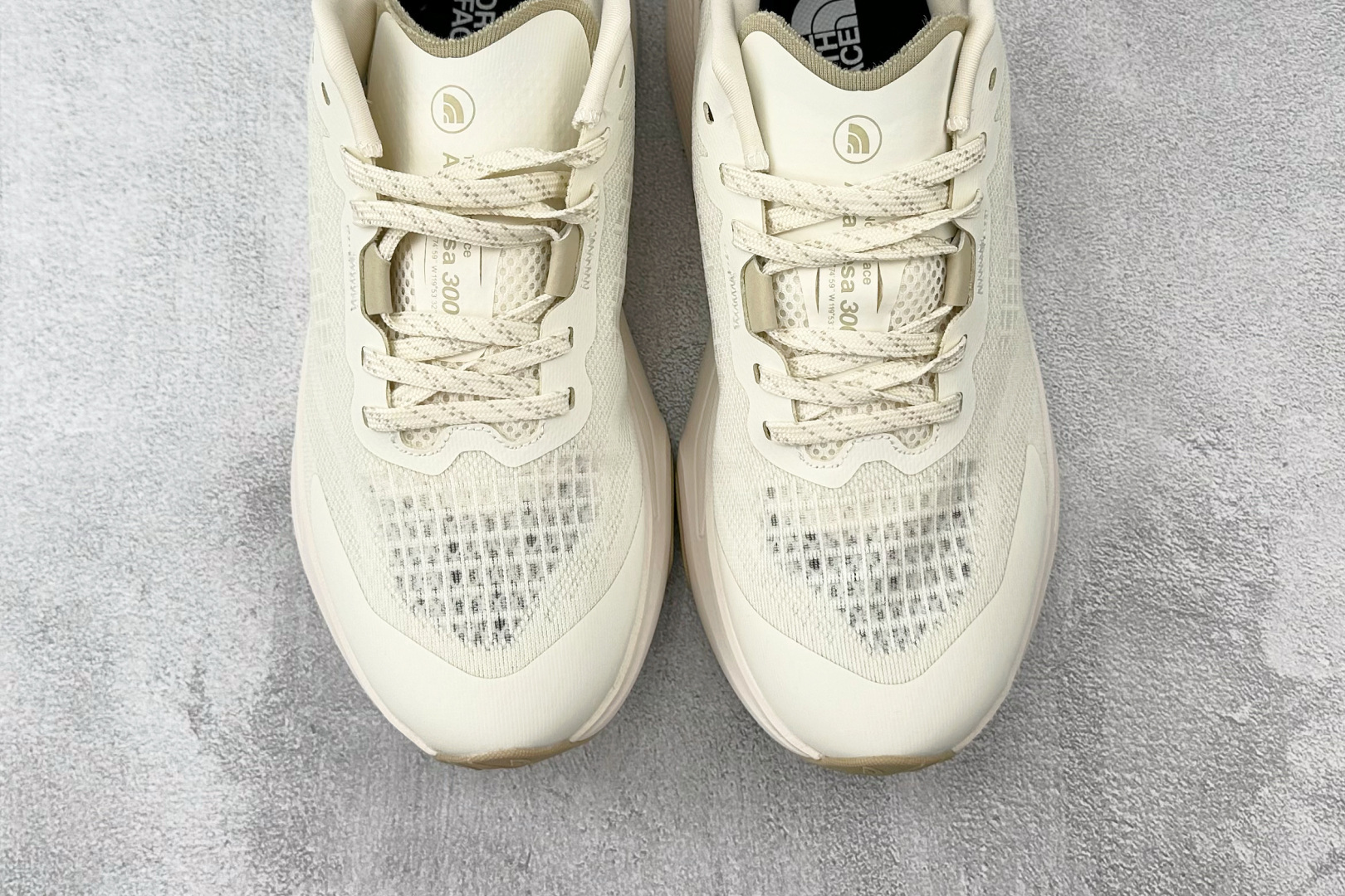 210 东南亚订单 北面THE NORTH FACE Altamesa 300 白色 NF0A8A9R-WID-Chinese UA Cheap High Quatity Brand Clothes Bags handbags Sneakers wholesale wholesaler seller from China Factory suppliers Fashion Clothing Shoes best Quality Beautiful Price 210 东南亚订单 北面THE NORTH FACE Altamesa 300 白色 NF0A8A9R-WID