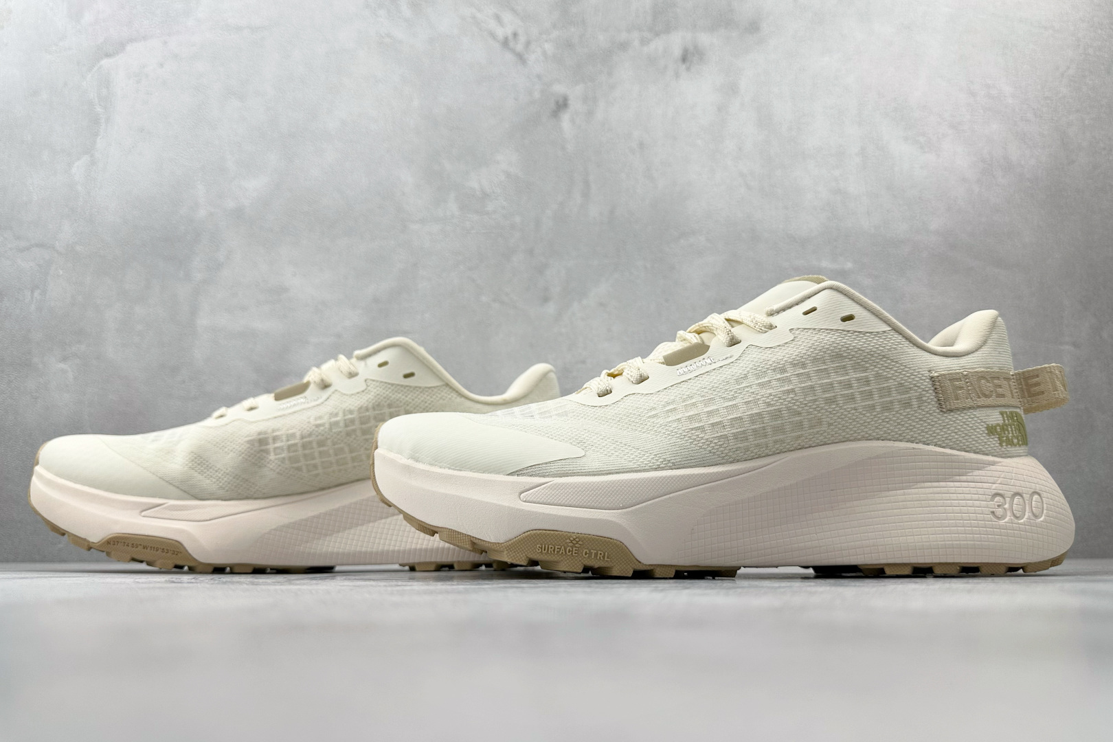 210 东南亚订单 北面THE NORTH FACE Altamesa 300 白色 NF0A8A9R-WID-Chinese UA Cheap High Quatity Brand Clothes Bags handbags Sneakers wholesale wholesaler seller from China Factory suppliers Fashion Clothing Shoes best Quality Beautiful Price 210 东南亚订单 北面THE NORTH FACE Altamesa 300 白色 NF0A8A9R-WID