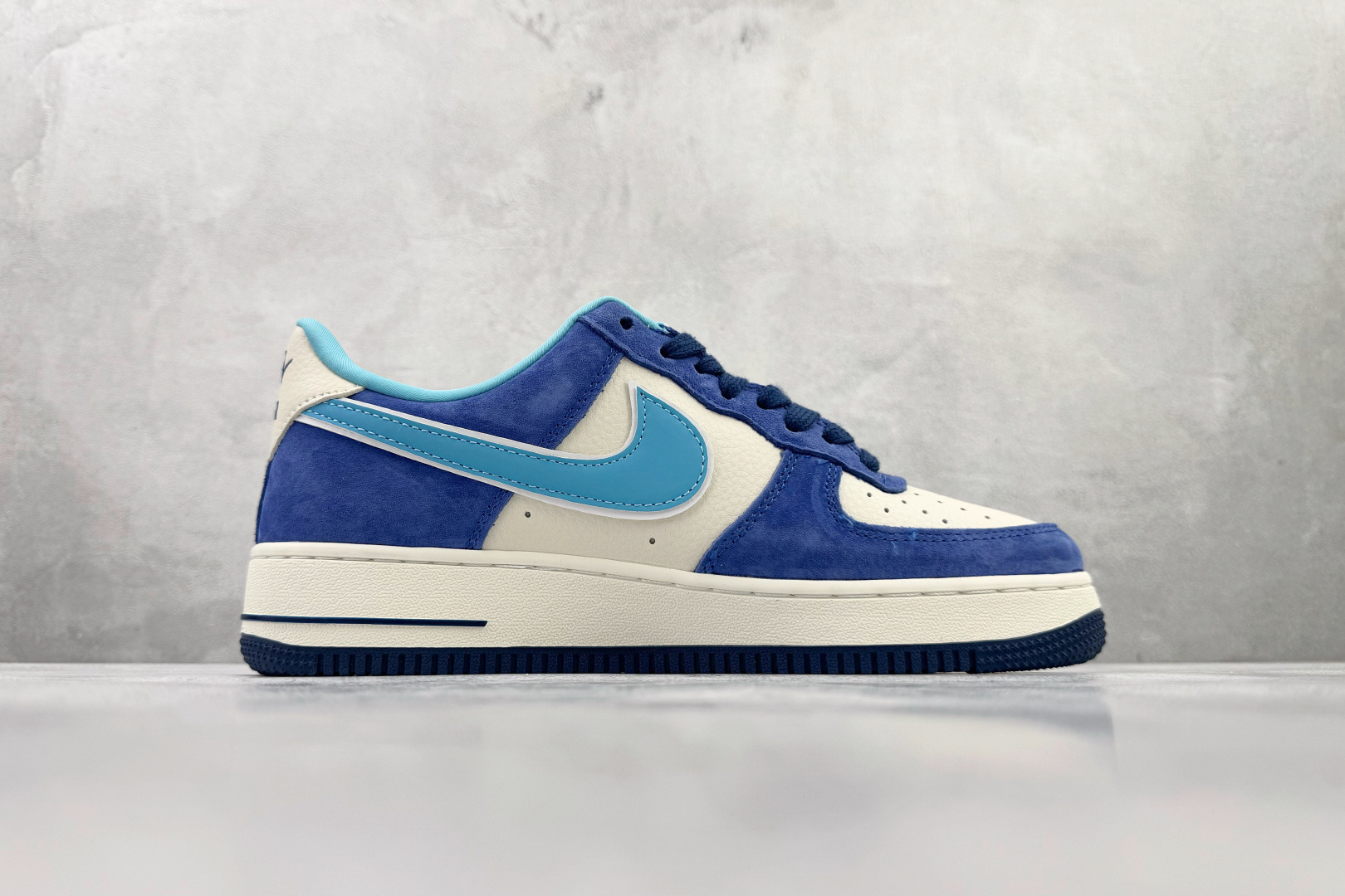 Nike Air Force 1'07 LX 蓝白 SY1388-003