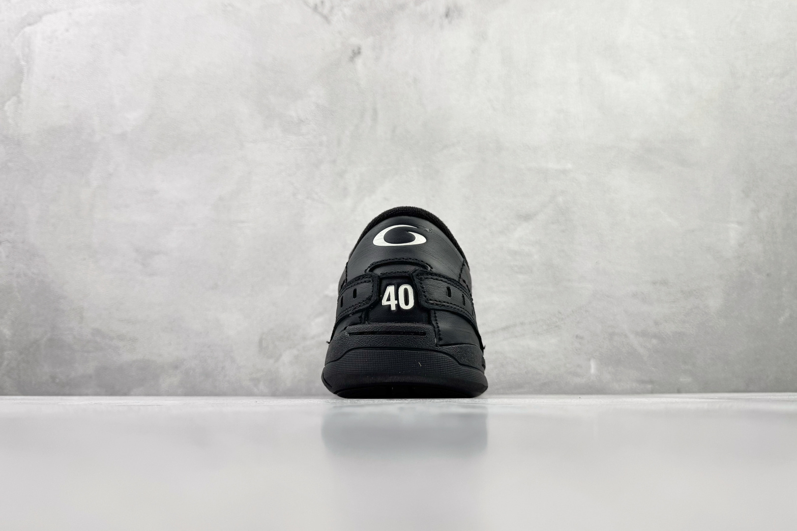 390 全新工厂开发 Balenciaga巴黎世家 25七夕系列 HAMPTONS WORN-OUT 黑色 841765WCURB