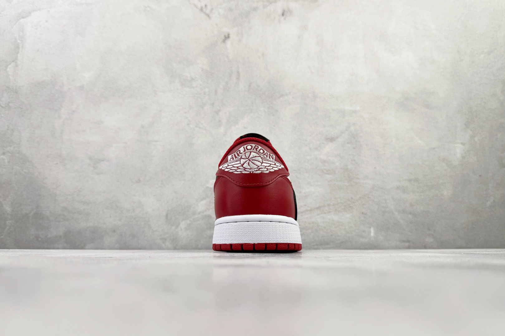 东南亚订单 Jordan Air Jordan 1 Low 黑红 DM7866-101