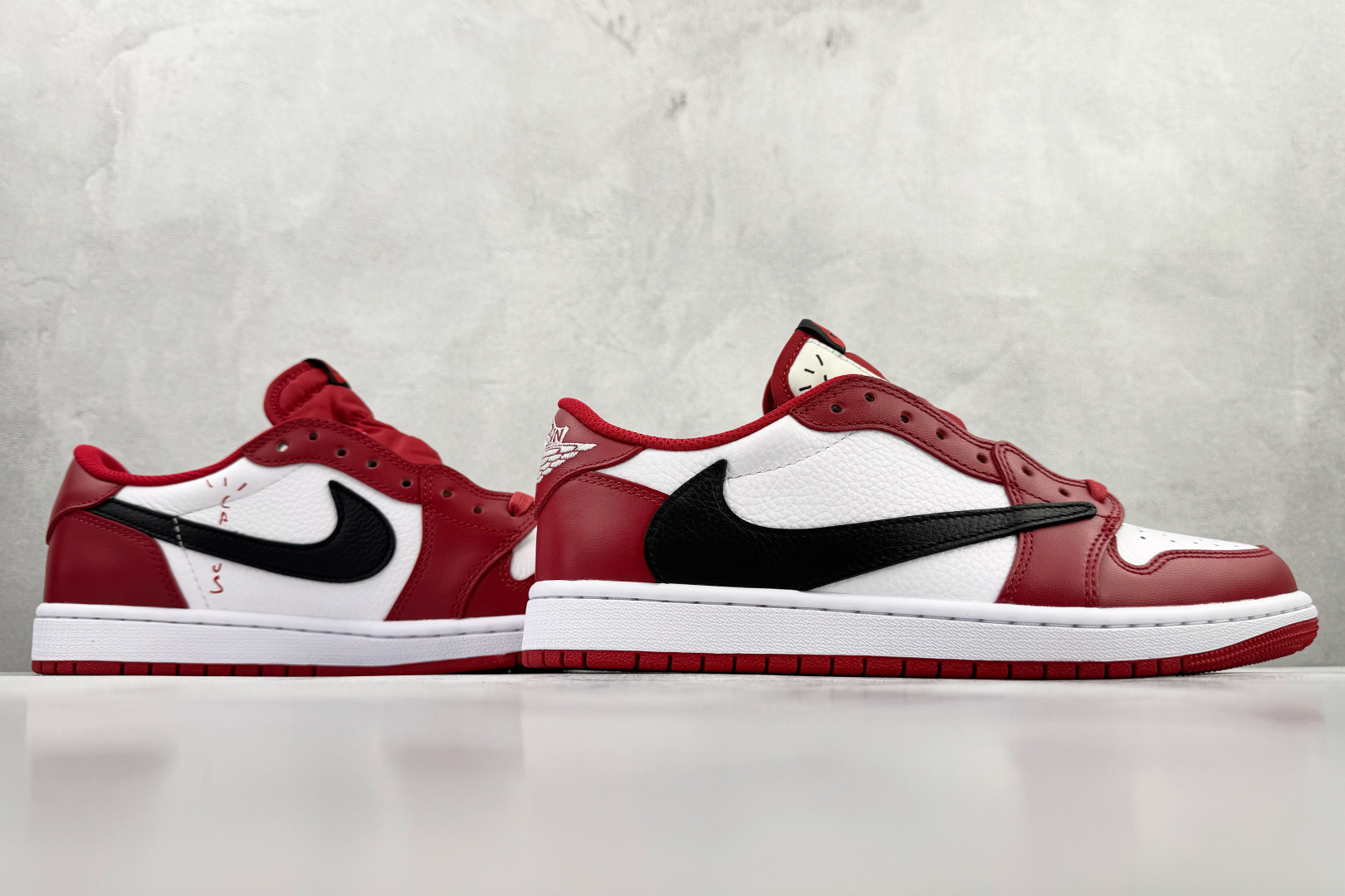 东南亚订单 Jordan Air Jordan 1 Low 黑红 DM7866-101