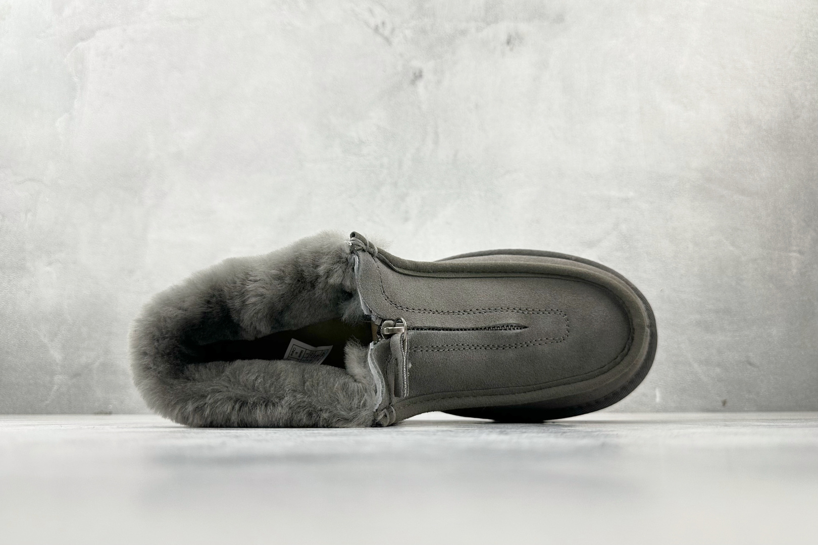 260 UGG Funkette Boot 羚羊棕 1122551-GREY-Chinese UA Cheap High Quatity Brand Clothes Bags handbags Sneakers wholesale wholesaler seller from China Factory suppliers Fashion Clothing Shoes best Quality Beautiful Price 260 UGG Funkette Boot 羚羊棕 1122551-GREY