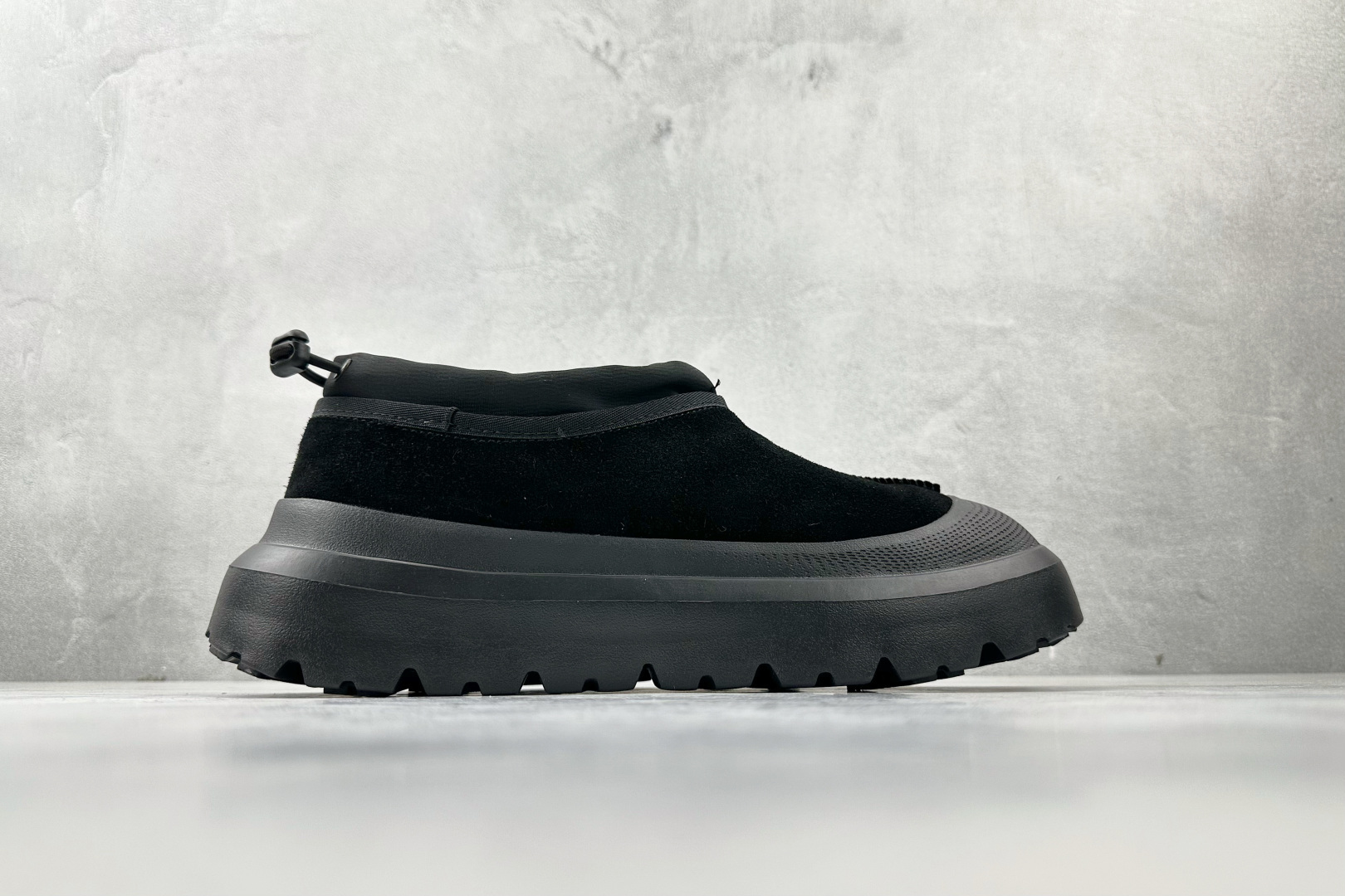 280 UGG 包头套脚 黑色 1144096-BBLC