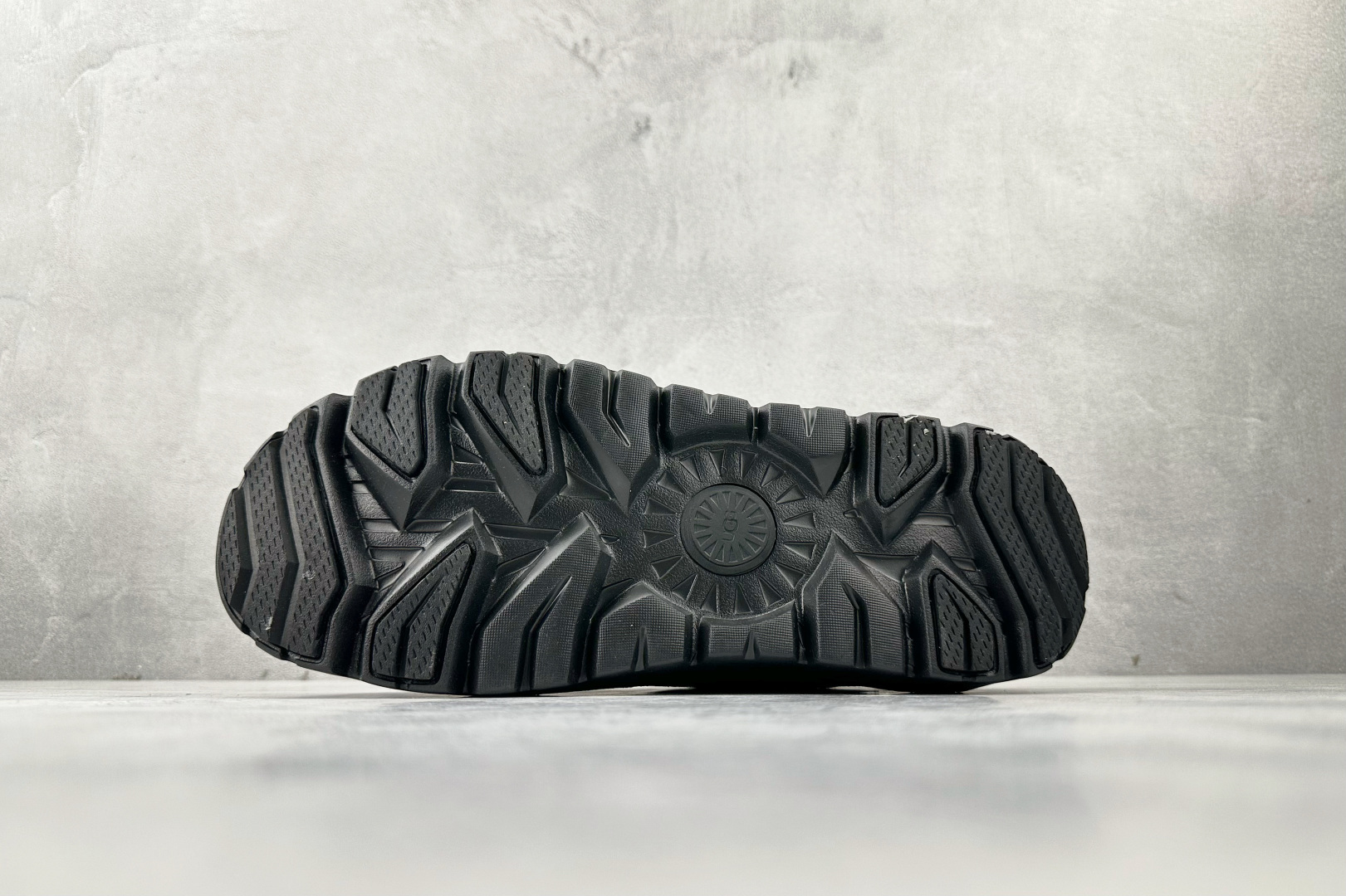 280 UGG 包头套脚 黑色 1144096-BBLC