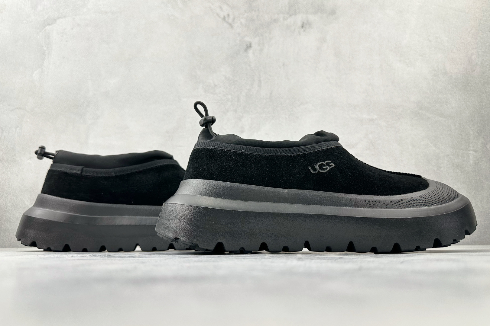 280 UGG 包头套脚 黑色 1144096-BBLC