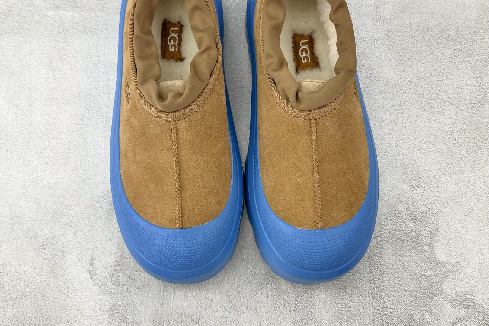 280 UGG 包头套脚 棕蓝色 1144096-CBG-Chinese UA Cheap High Quatity Brand Clothes Bags handbags Sneakers wholesale wholesaler seller from China Factory suppliers Fashion Clothing Shoes best Quality Beautiful Price 280 UGG 包头套脚 棕蓝色 1144096-CBG
