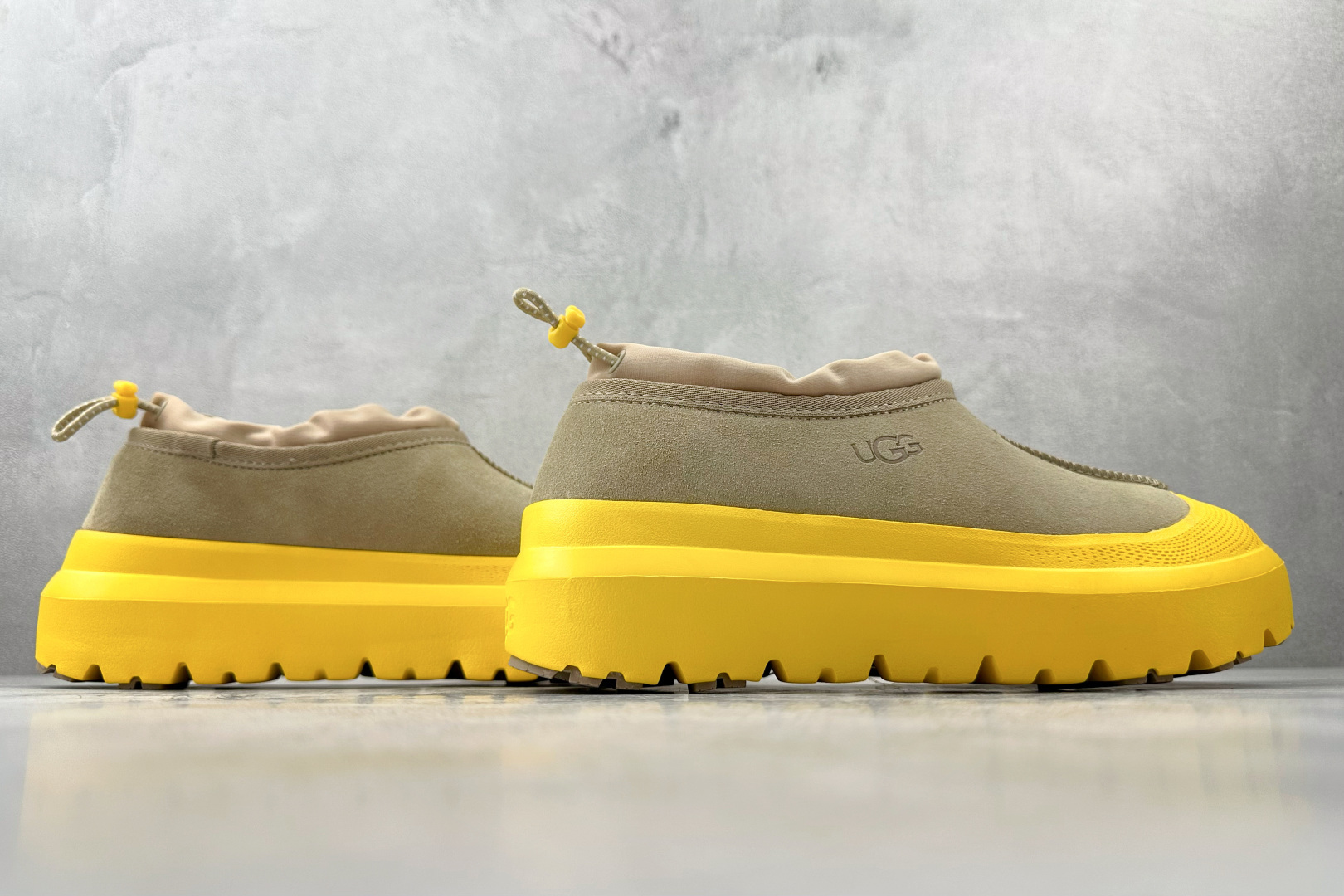 280 UGG 包头套脚 黄褐色 1144096-MMM