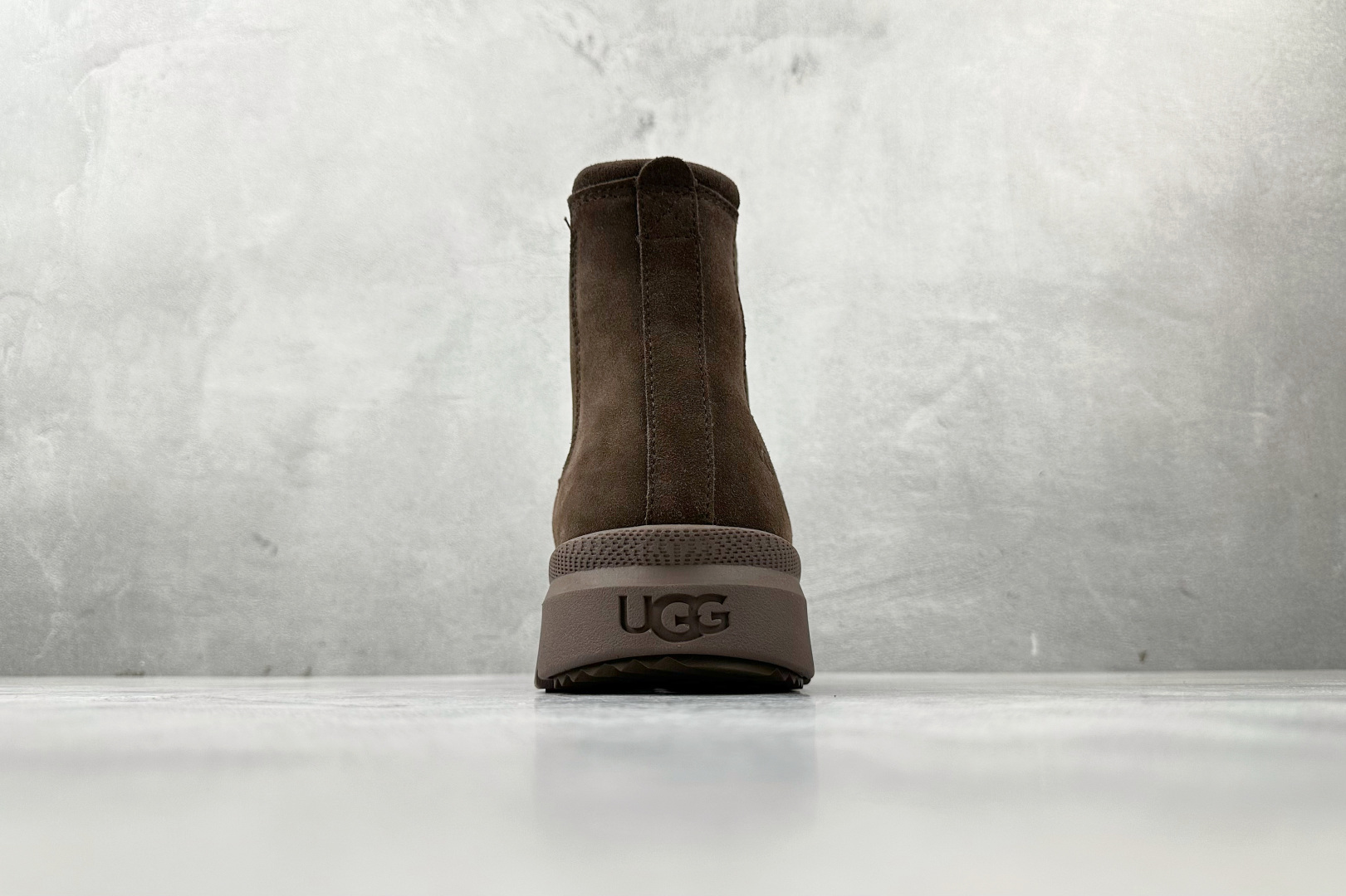 290 UGG 切尔西靴 伯利梁尔西巧克力色 1152050-CHO